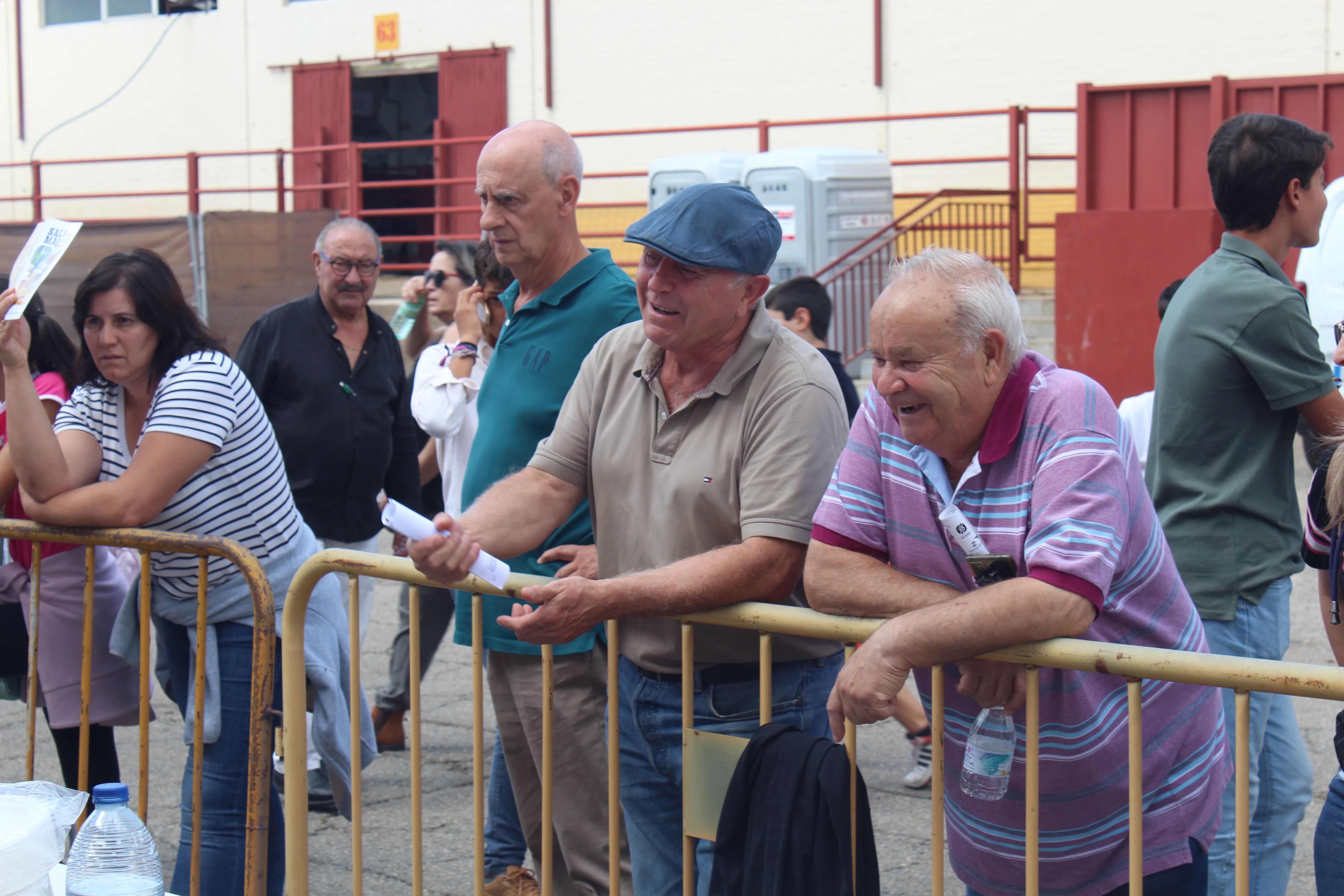 Degustación charolés a favor AECC