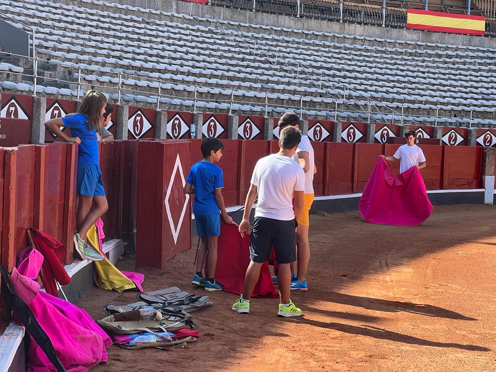 Ambiente durante el sorteo de los toros de El Vellosino, domingo, 10 de septiembre de 2023. Fotos S24H