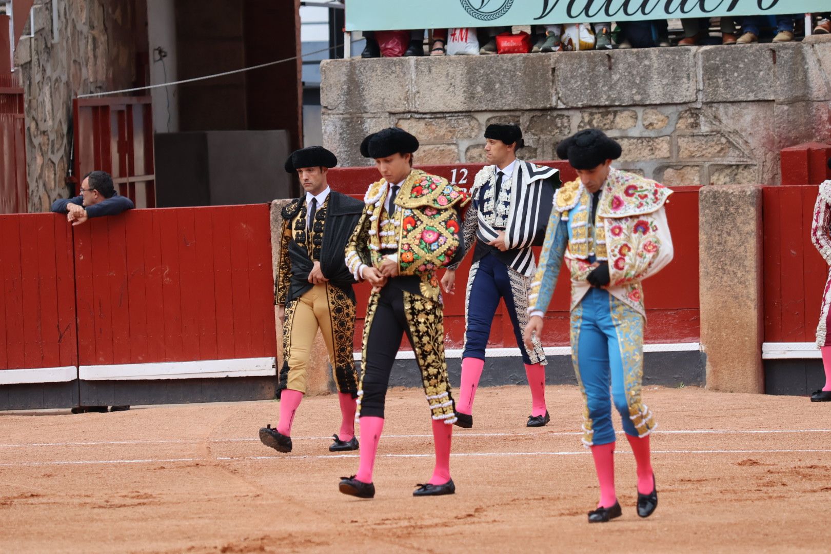 GALERÍA | Corrida de ‘El Puerto de San Lorenzo’ y ‘La Ventana del Puerto’: momentos más destacados del quinto festejo de abono de la Feria Taurina Virgen de la Vega 2023. Fotos Andrea M.