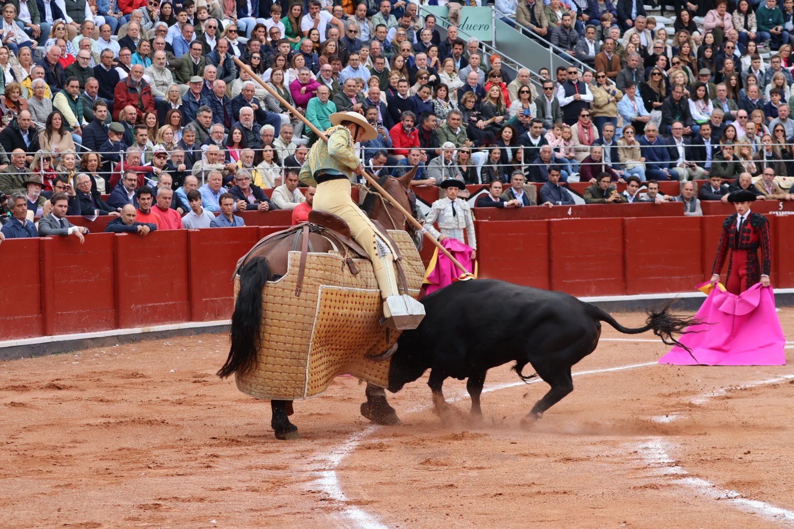 GALERÍA | Corrida concurso de despedida de López Chaves y El Juli: momentos más destacados del último festejo de abono de la Feria Taurina Virgen de la Vega 2023. Fotos Andrea M.