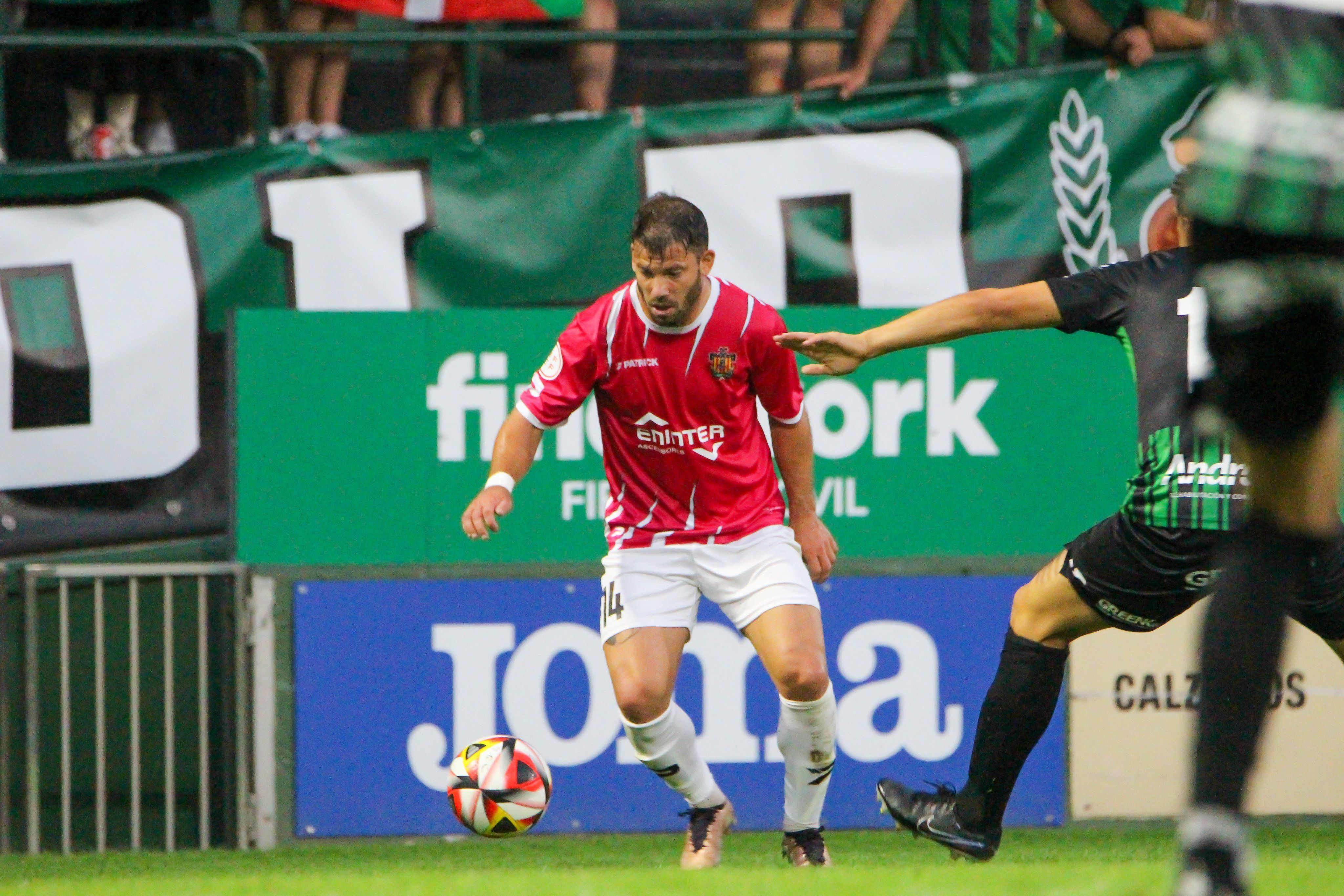 Kike López, durante el choque ante el Sestao River | FOTO UE CORNELLÁ