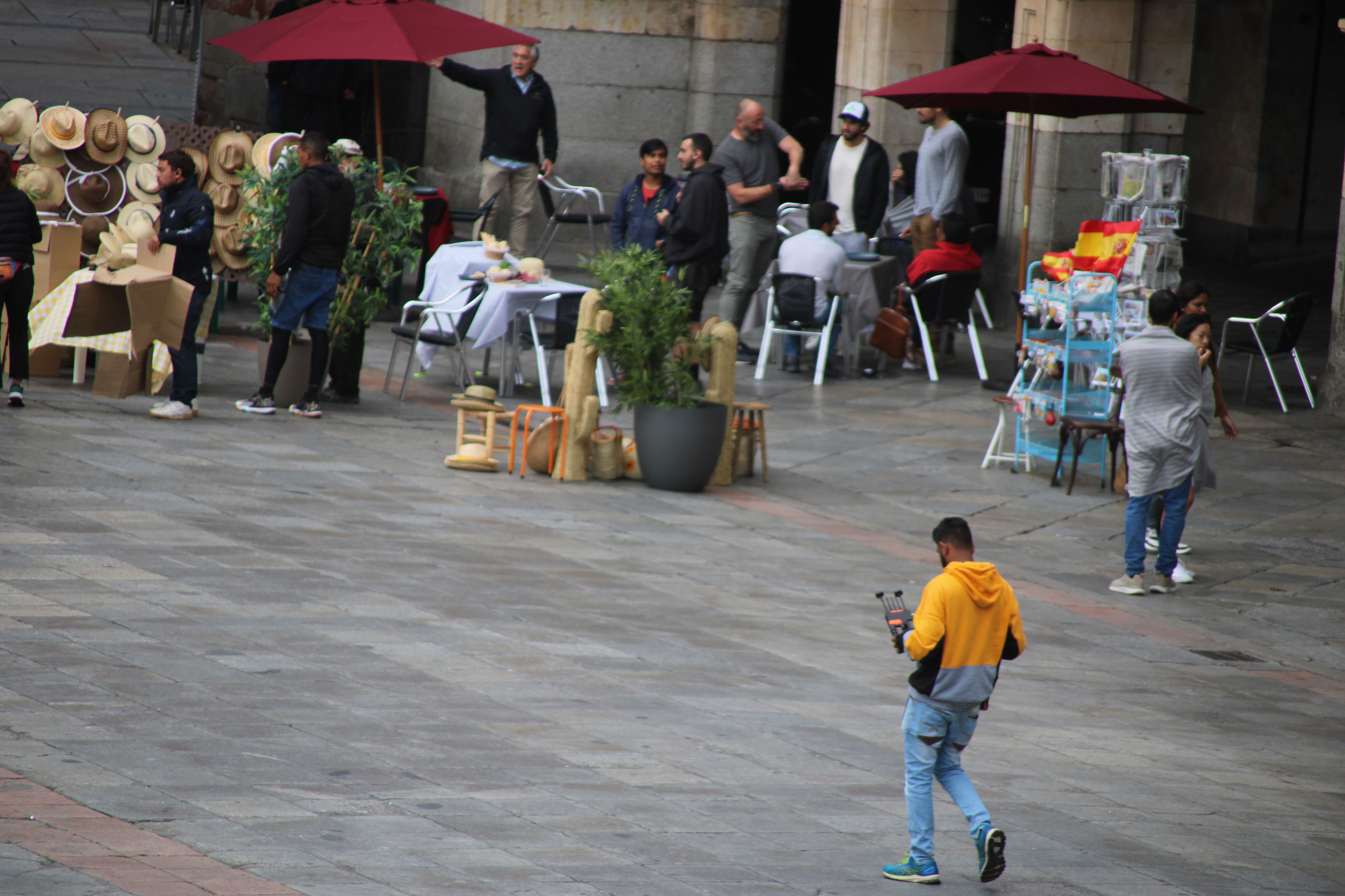 Grabación de una persecución en la Plaza Mayor de Salamanca dentro de una producción de Bollywood (6)