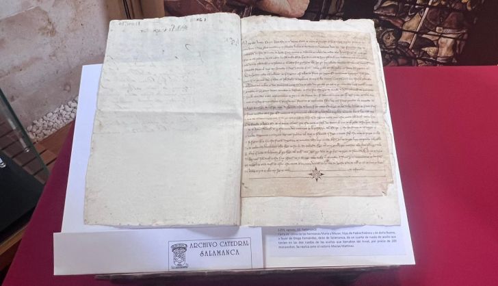 Documento medieval de la Catedral de Salamanca 