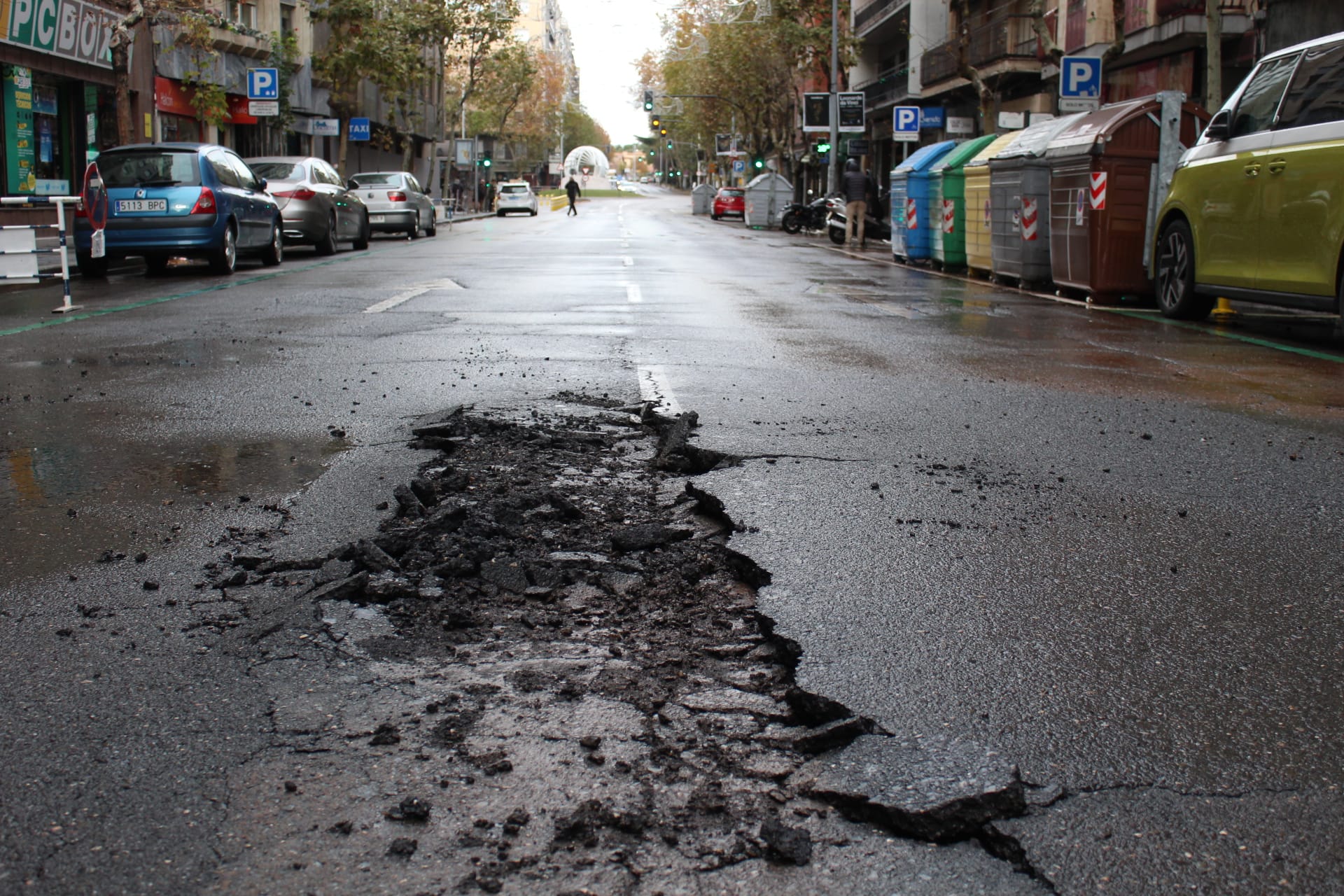 Reventón de agua en Torres Villaroel (5)