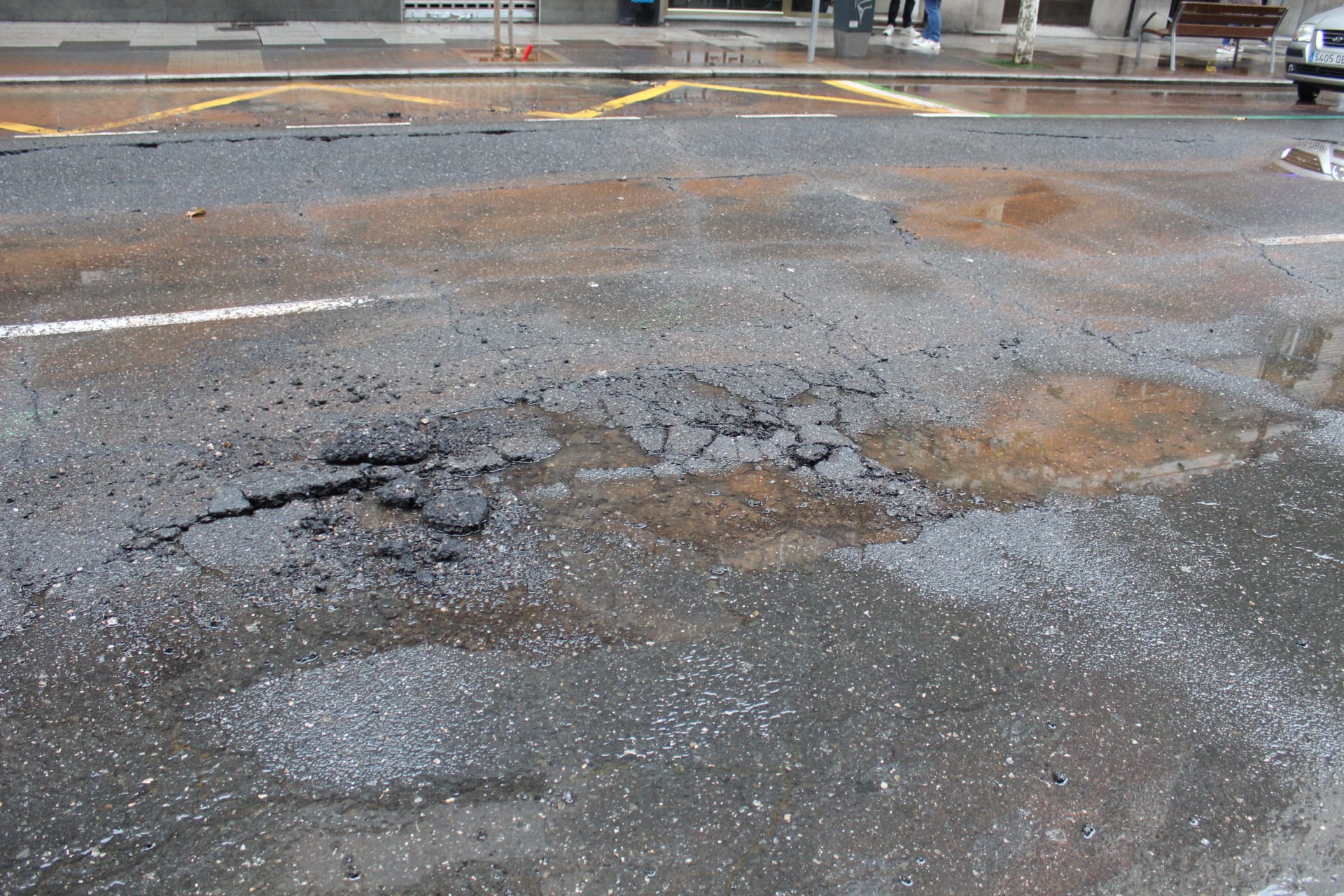 Reventón de agua en Torres Villaroel (10)