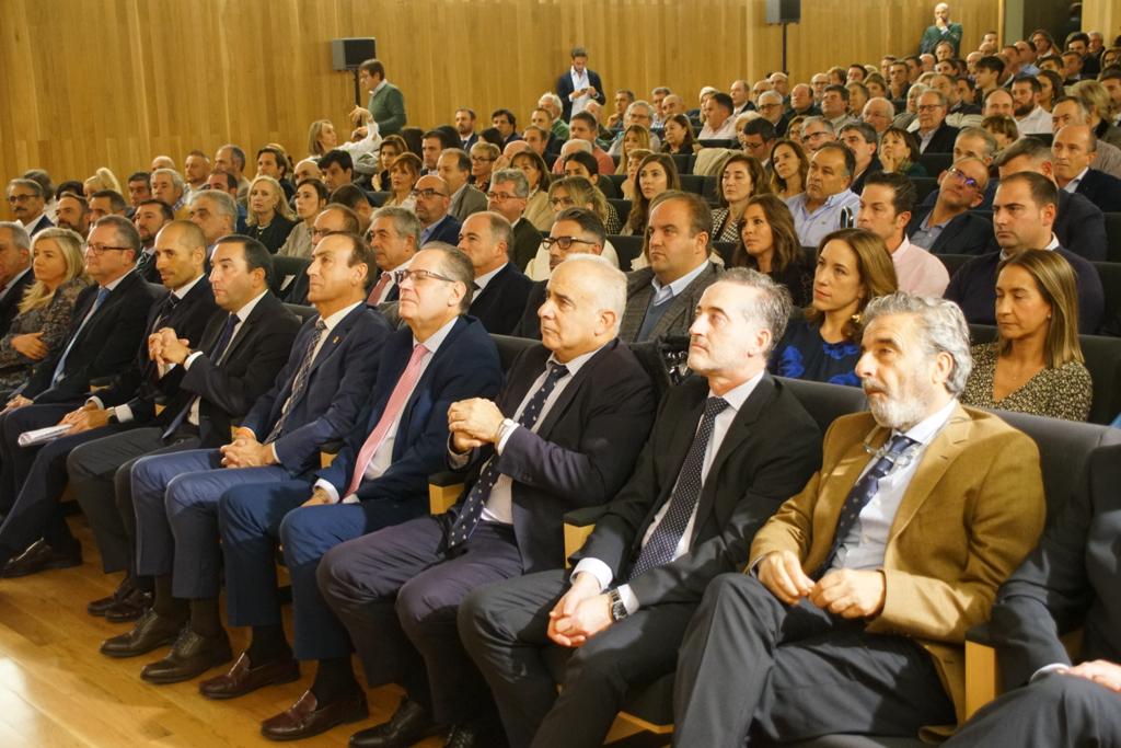 Entrega del premio del Toro de Oro a la ganadería de Vellosino por la Feria Taurina 2023 | Fotos: Juanes