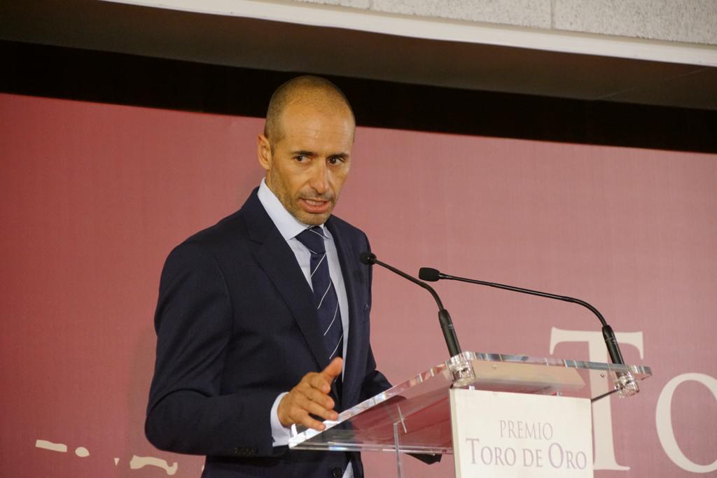 Entrega del premio del Toro de Oro a la ganadería de Vellosino por la Feria Taurina 2023 | Fotos: Juanes