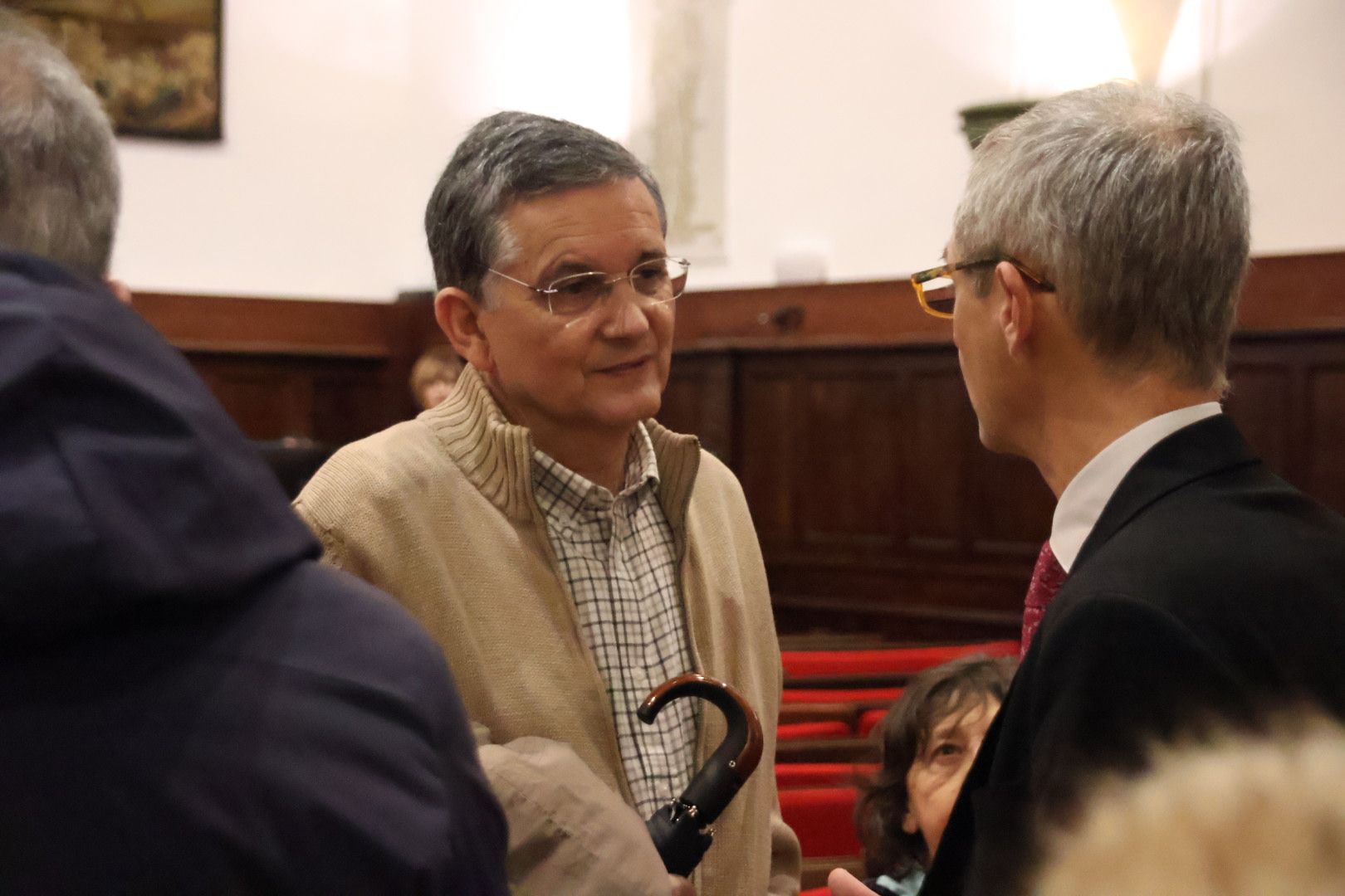 El Claustro de la Universidad de Salamanca, celebra sesión constituyente conforme al orden del día.