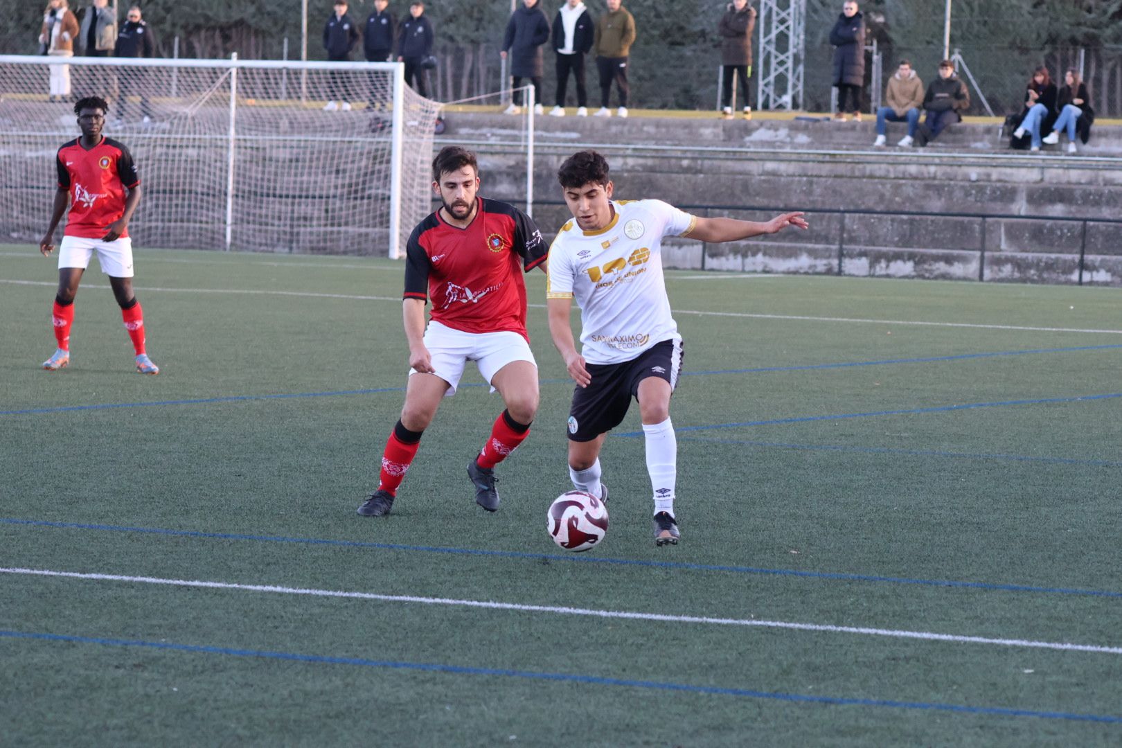 Tablas En El Derbi Entre El Salamanca CF UDS B Y Béjar Industrial Y ...