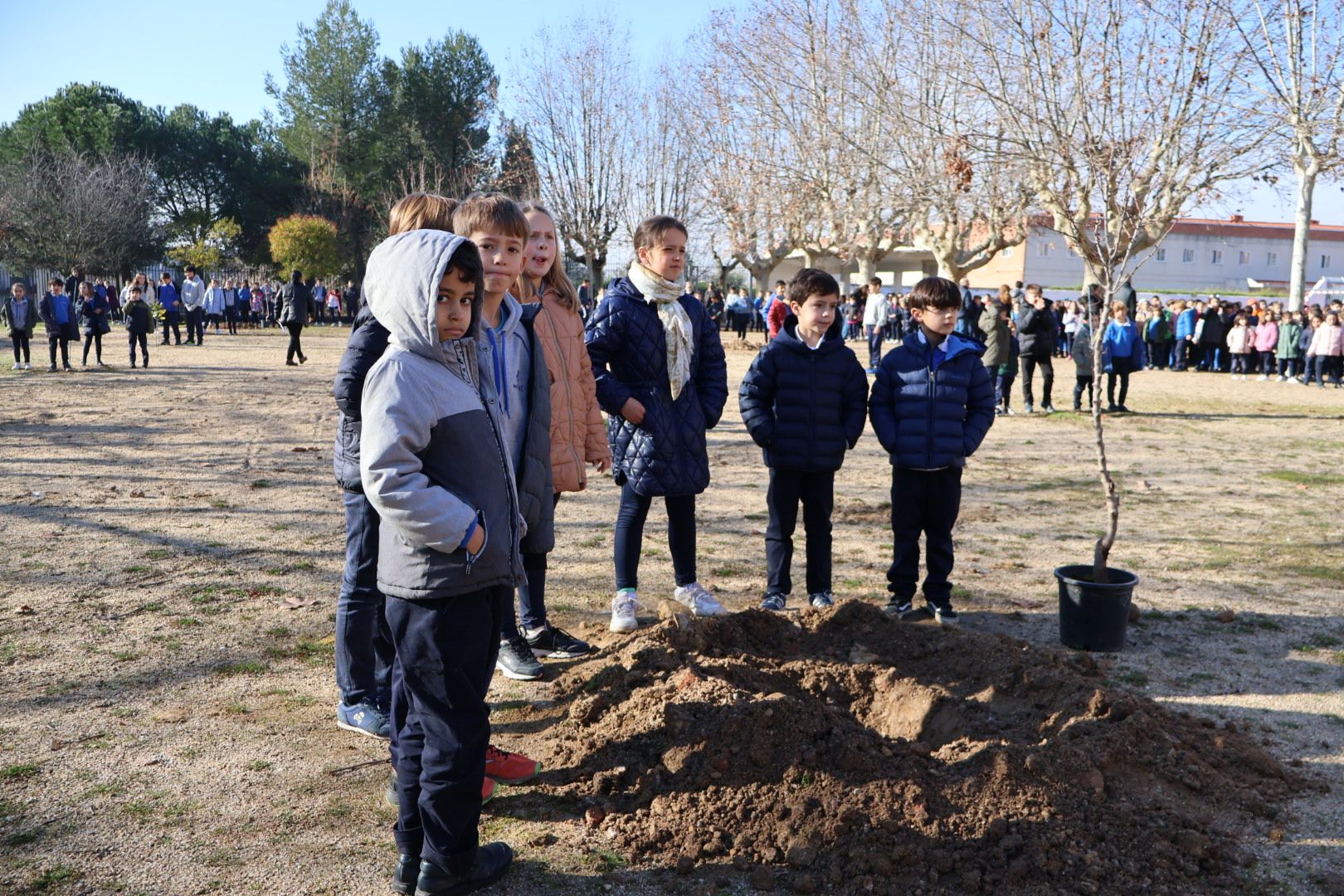 Carlos García Carbayo, presenta el nuevo programa de educación ambiental ‘Patios por el Clima’