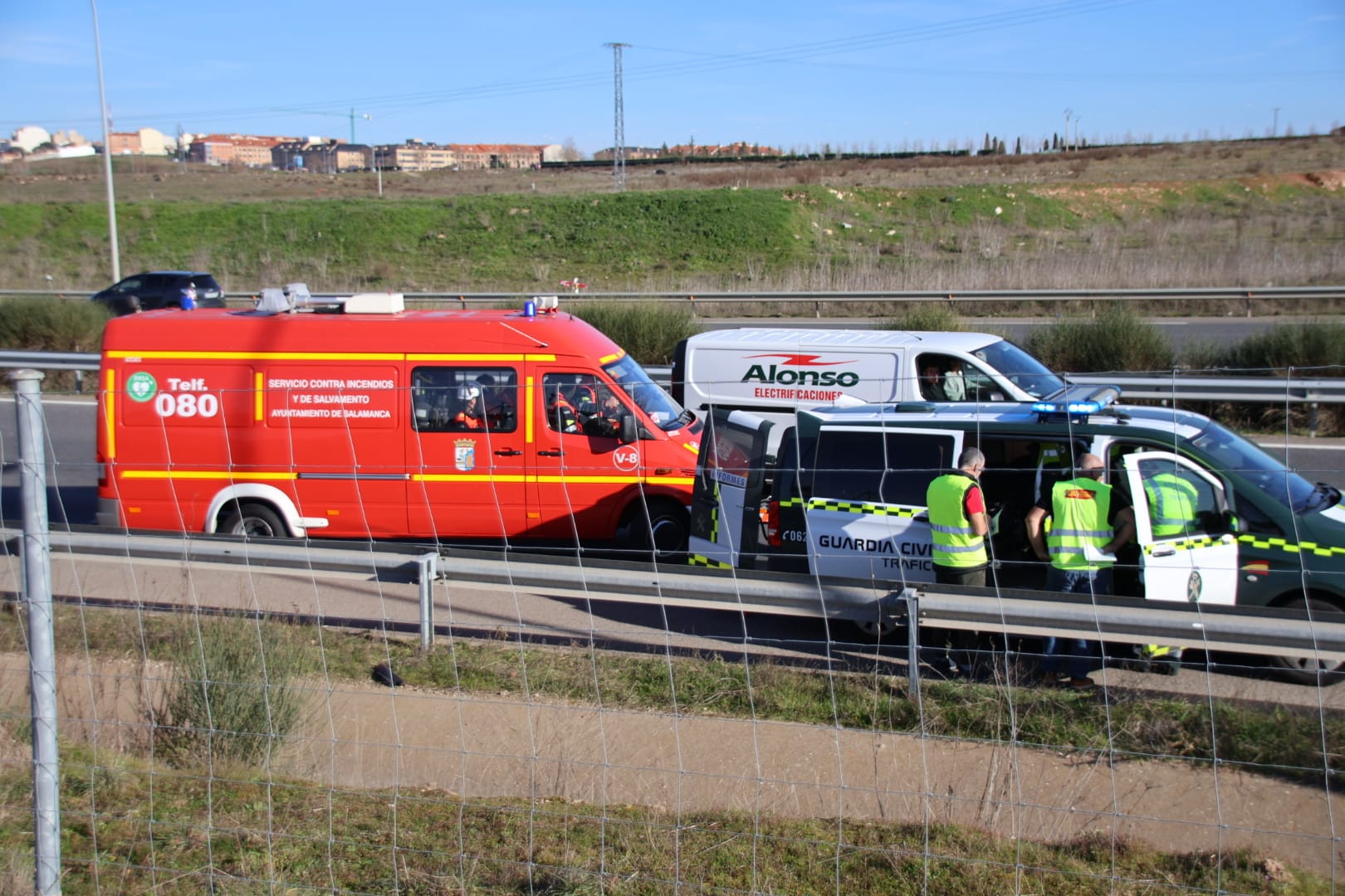 Accidente en la A 62,  a la entrada de Salamanca Oeste (11). Archivo