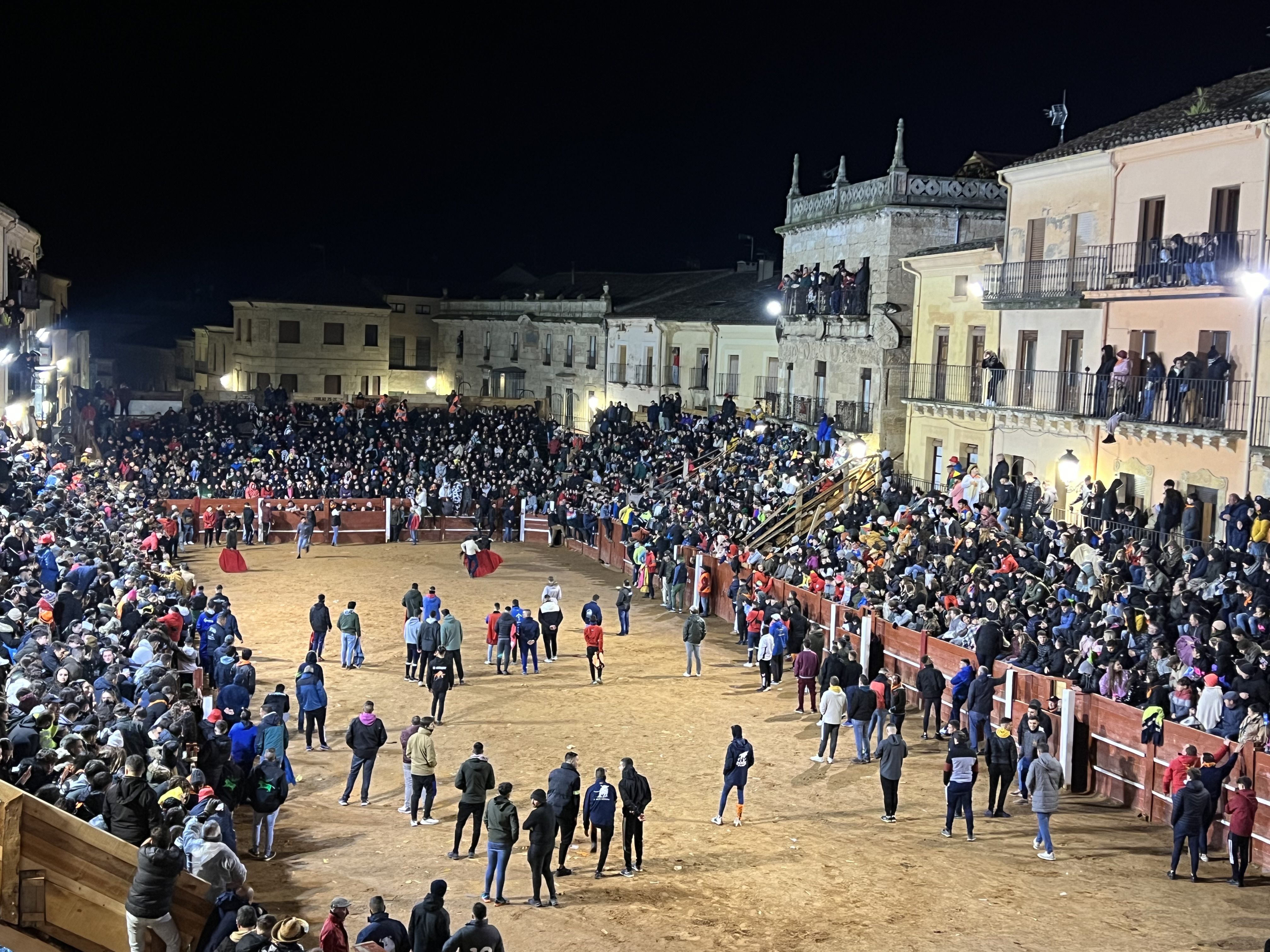 Capea nocturna viernes, 9 de febrero de 2024 en Ciudad Rodrigo. Foto S24H