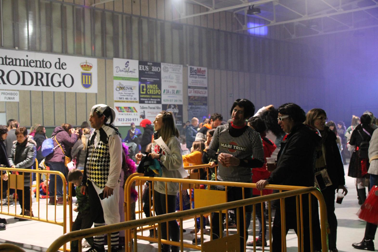 GALERÍA | Pequeños mirobrigenses “bailan” sus disfraces en el Carnaval de Ciudad Rodrigo 