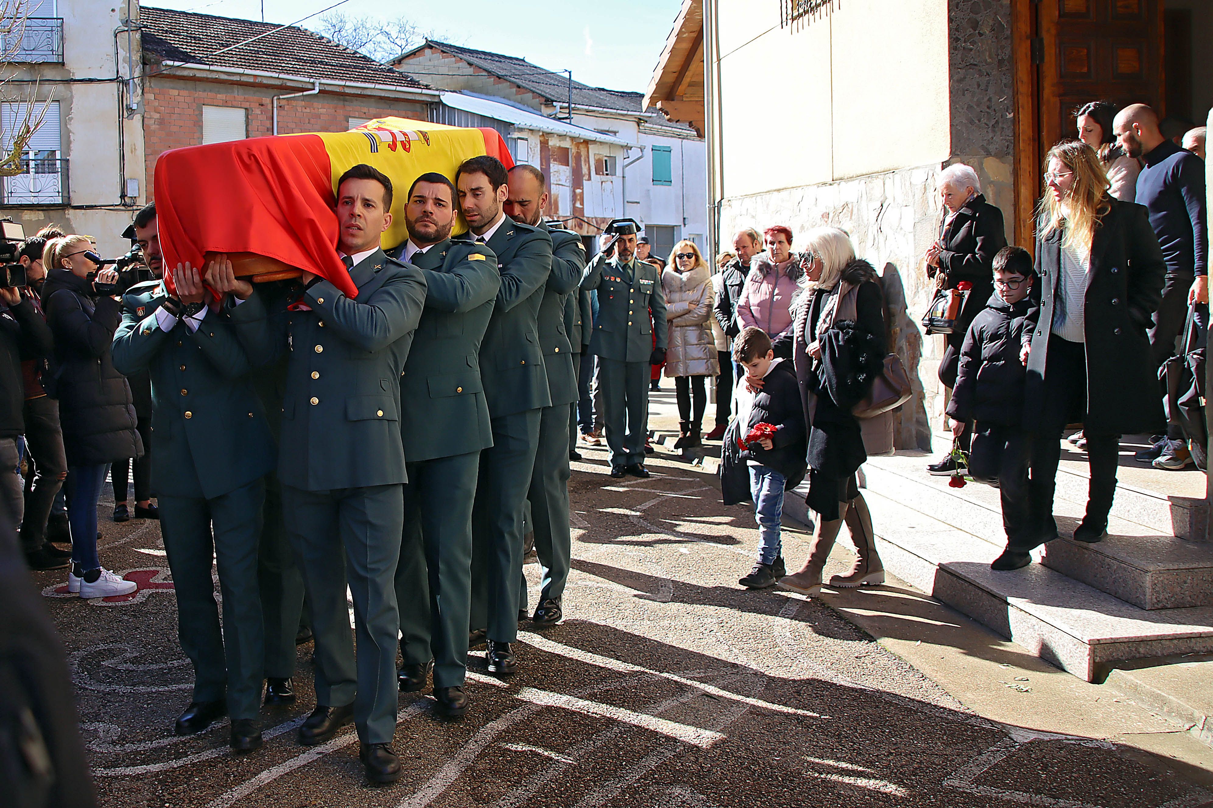 Nogarejas (León) despide al guardia civil David Pérez Carracedo. ICAL