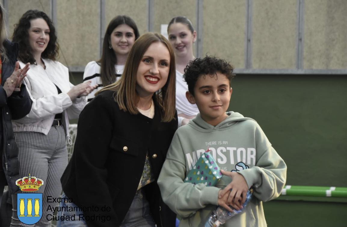 Entrega de trofeos en el Pabellón Municipal en Ciudad Rodrigo por el Carnaval del Toro