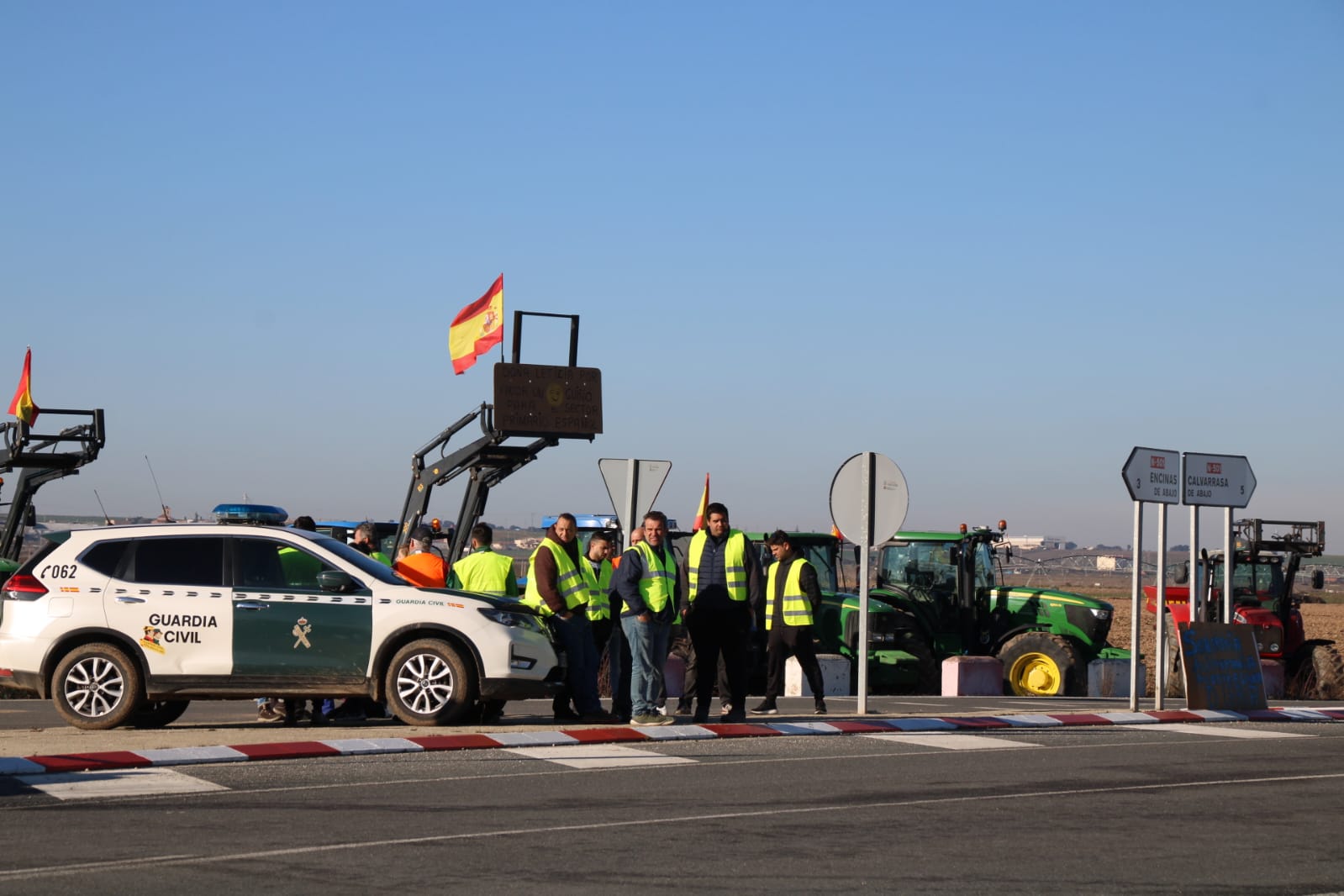 GALERÍA | Los tractores llegan a Matacán para recibir a la reina Letizia