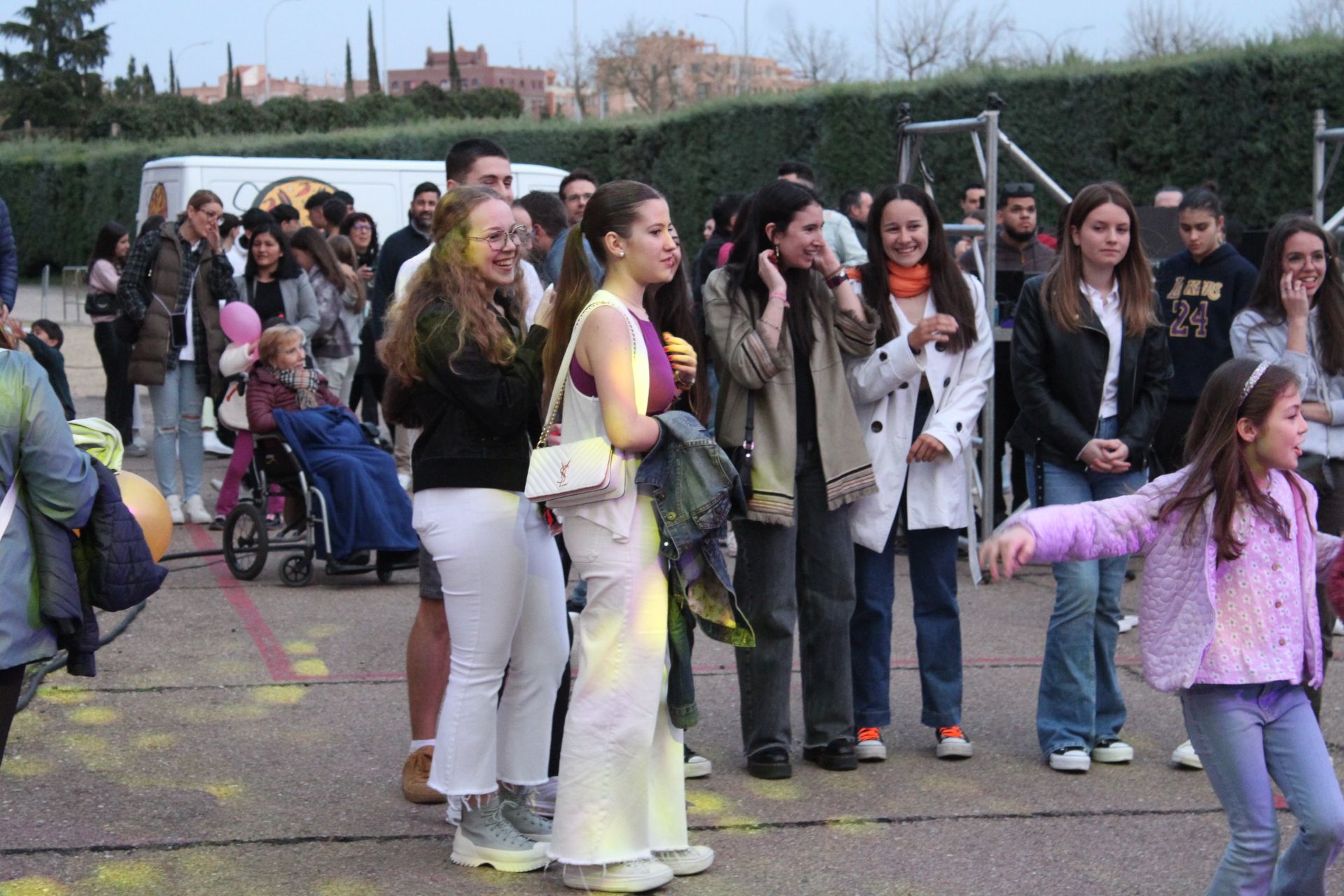 Gran fiesta con la orquesta Syra.