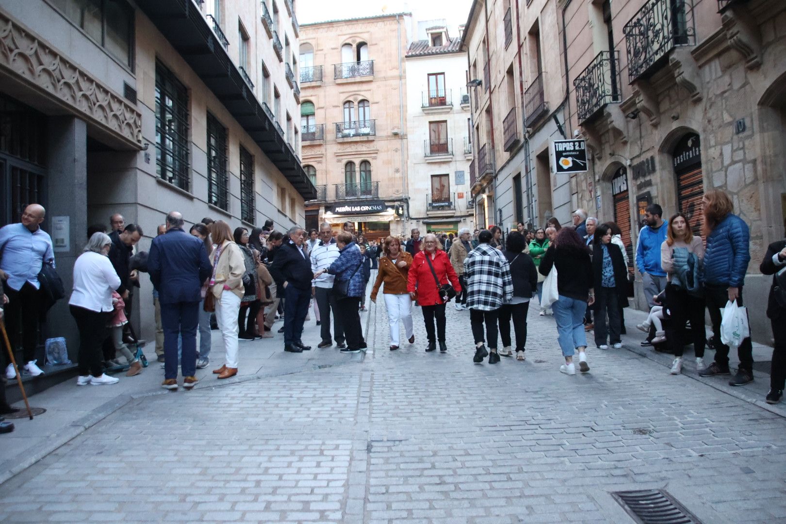 Ambiente en el Sábado de Pasión, Cofradía Penitencial del Rosario, Semana Santa 2024