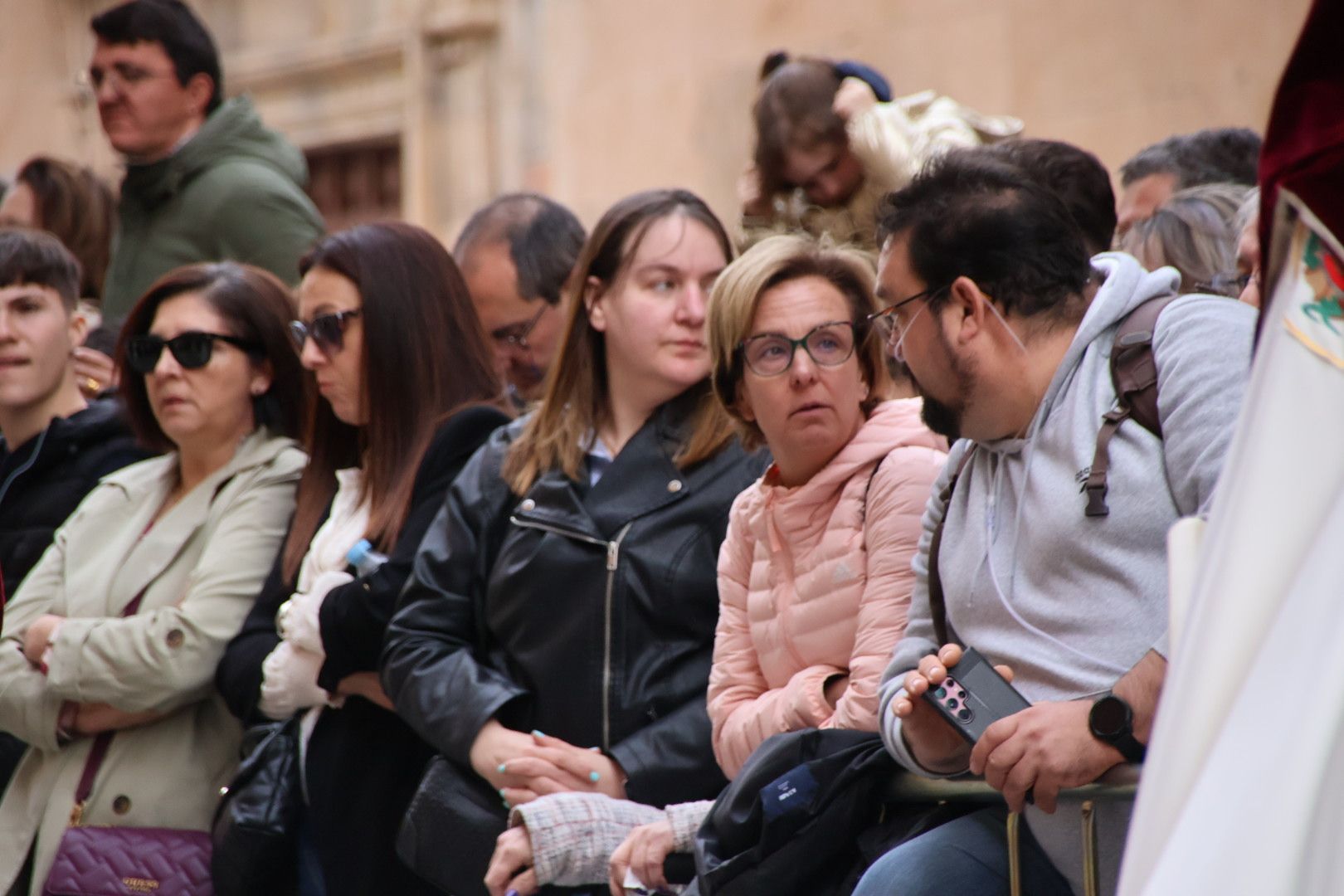 Ambiente de la procesión de Jesús Despojado en la Semana Santa 2024