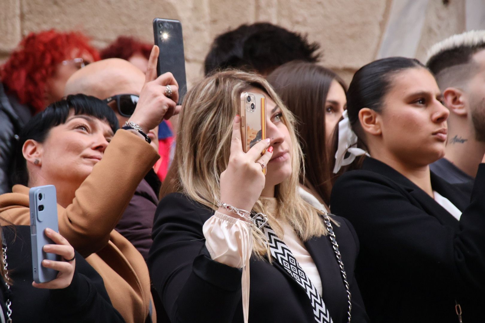 Ambiente de la procesión de Jesús Despojado en la Semana Santa 2024