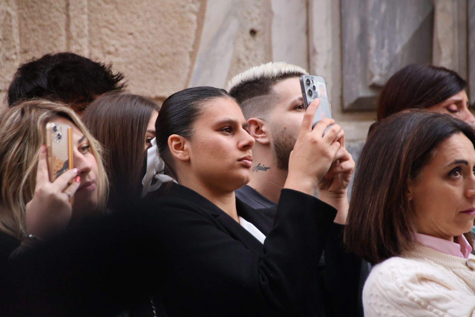 Ambiente de la procesión de Jesús Despojado en la Semana Santa 2024