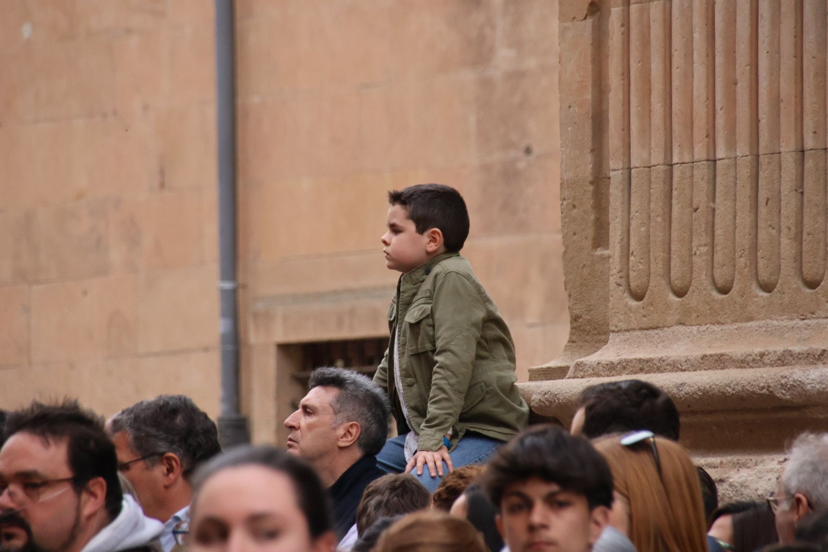 Ambiente de la procesión de Jesús Despojado en la Semana Santa 2024