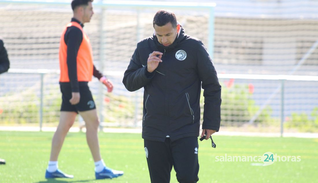 Ll Cer Se Prepara Para Tomar El Mando Como Primer Entrenador Su