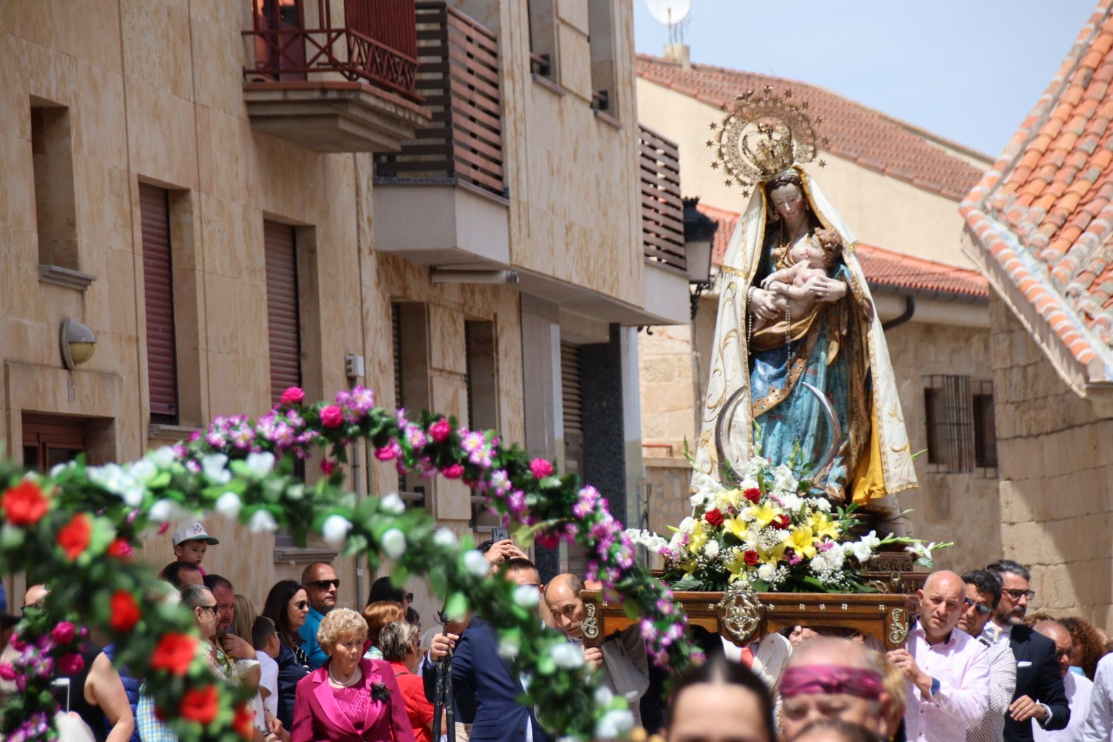 Santa Misa y la procesión de Nuestra Señora de los Remedios