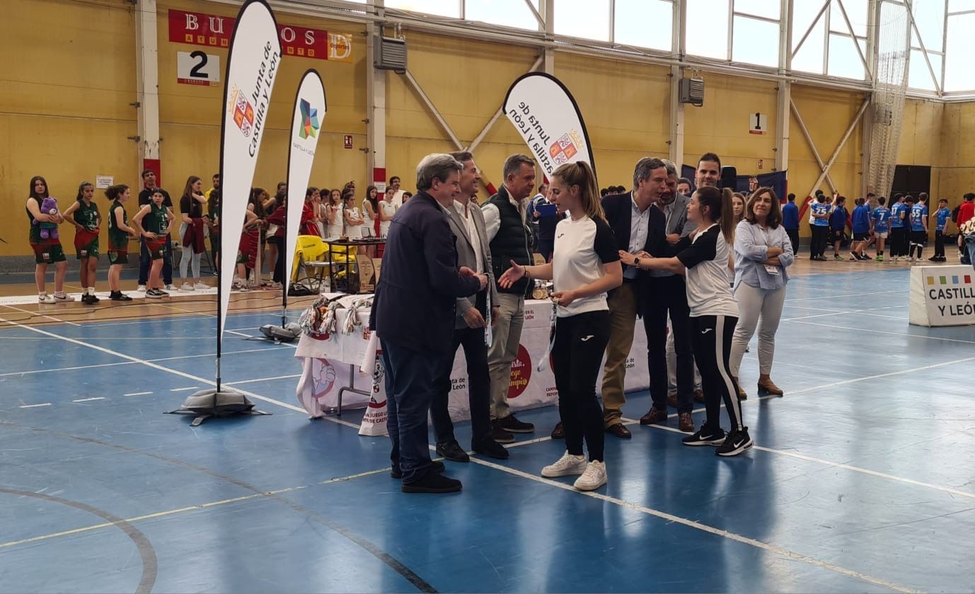 El Santa Marta FS femenino, campeón de Castilla y León de Juegos Escolares