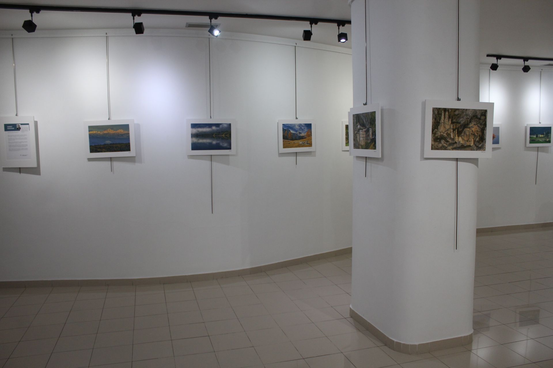Presentación de la exposición "Maravillas de Eslovenia" de Janez Kramar