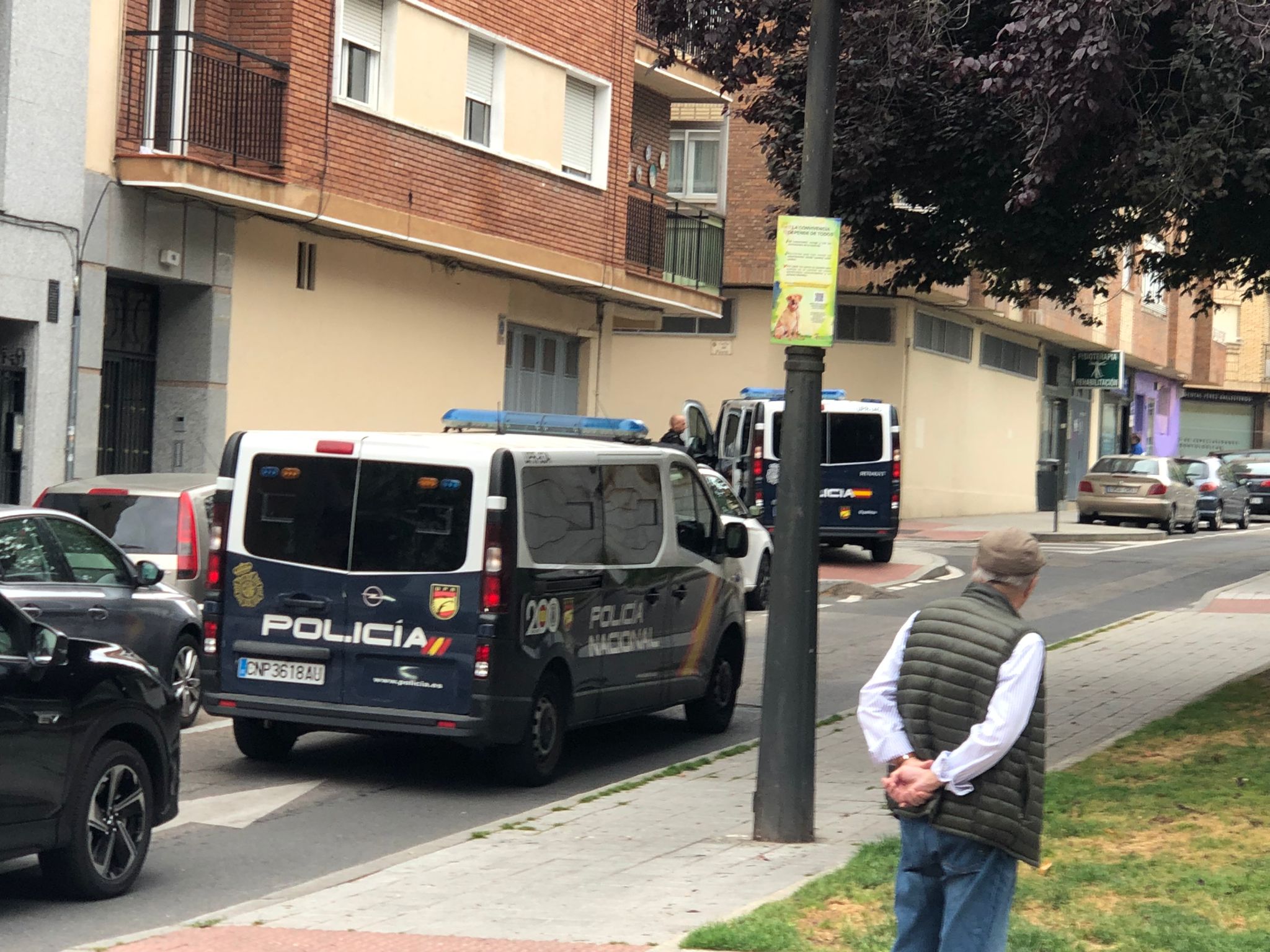Registro de la Policía Nacional en la calle Perú (2)