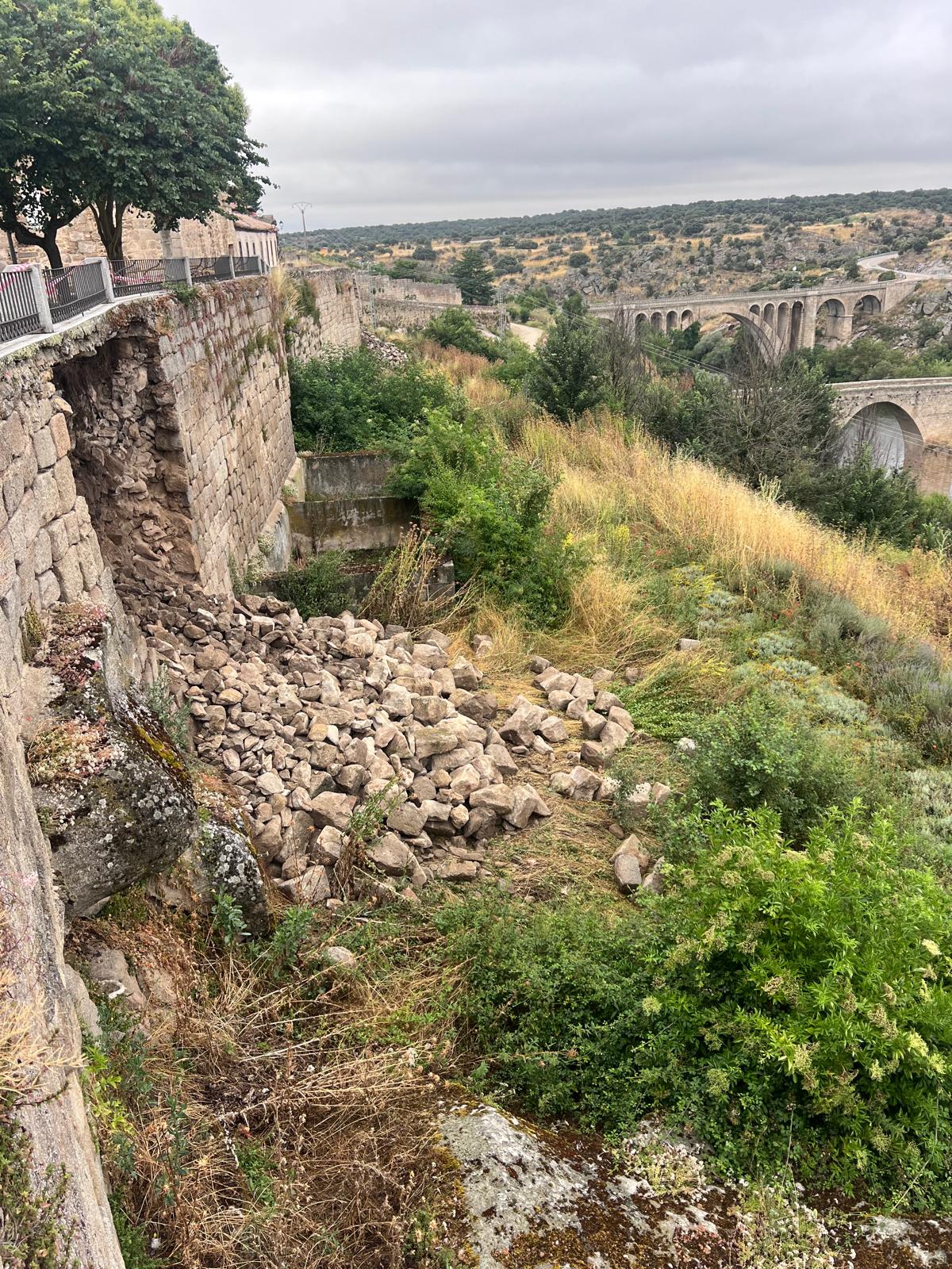 Nuevo derrumbe de la muralla de Ledesma