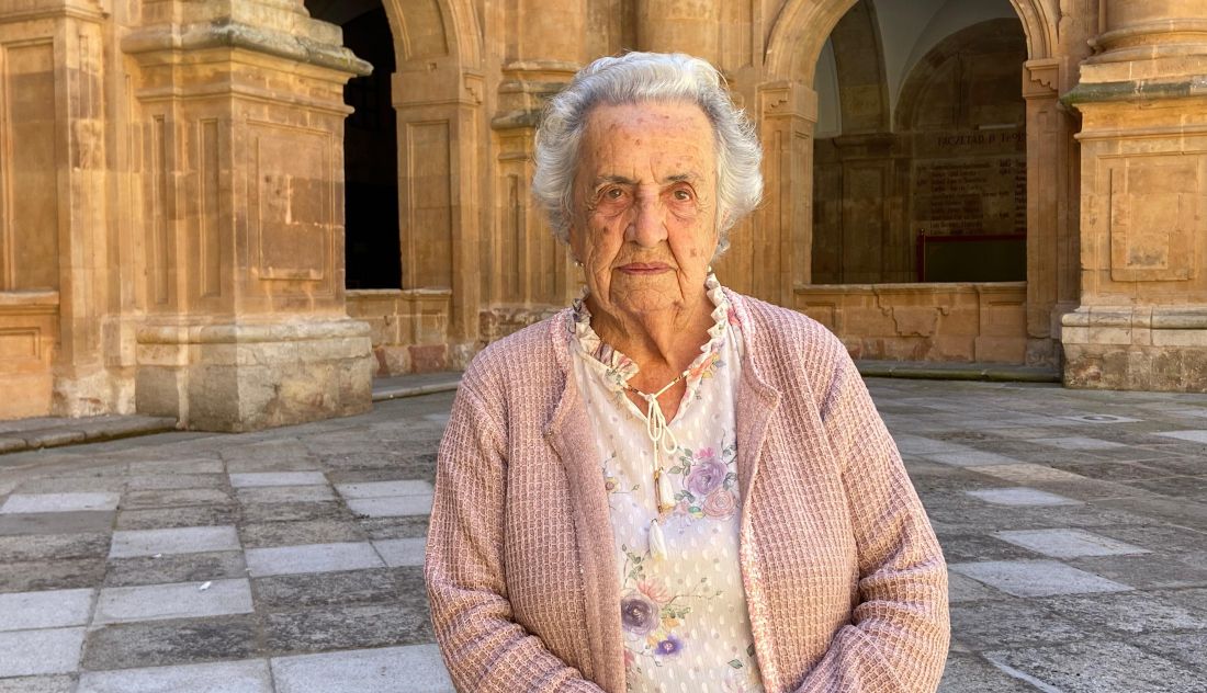 Visitación Macías Manzano, 'Visi', estudiante de 100 años de la Universidad Pontificia de Salamanca