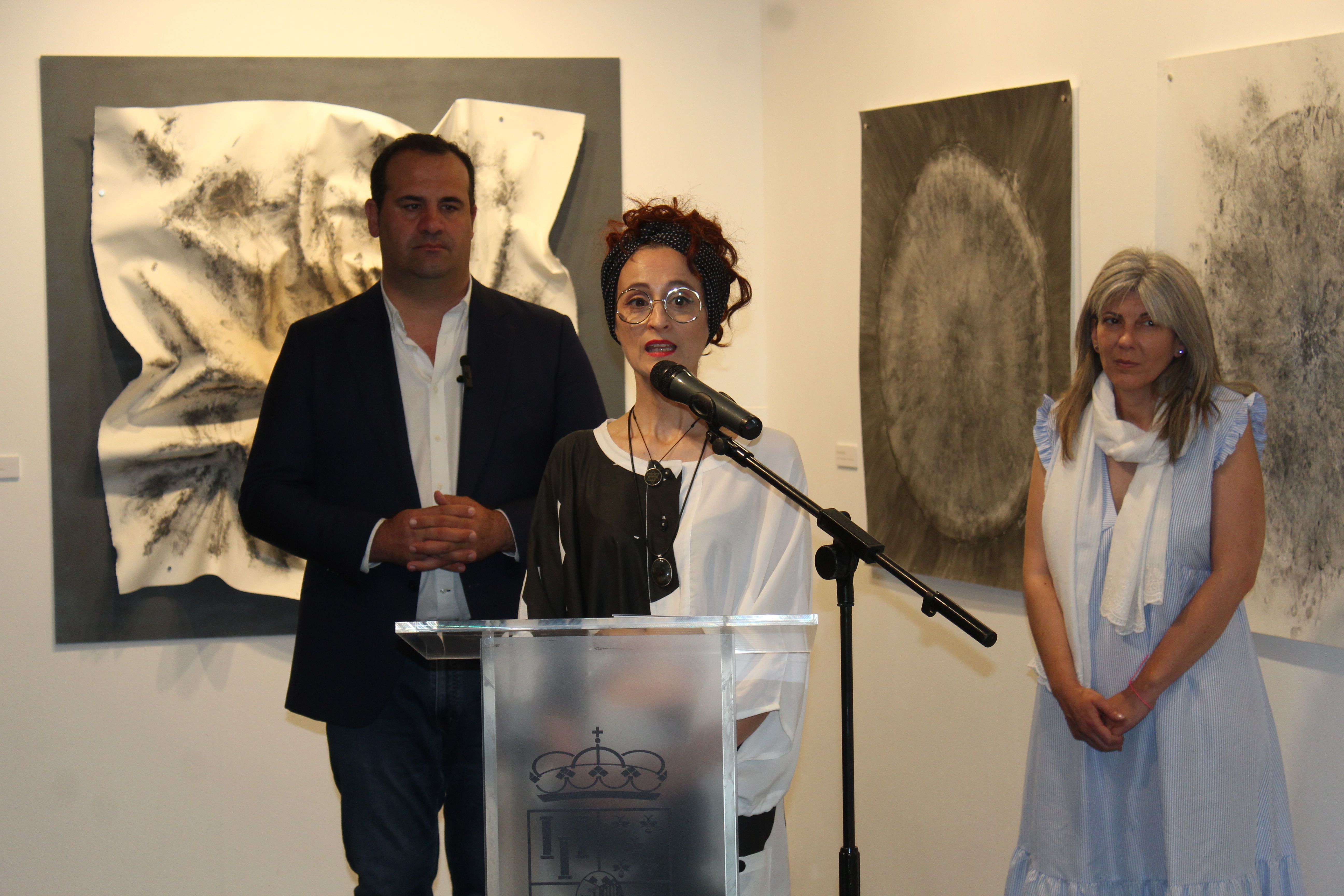 Inauguración la exposición de pintura “Las líneas del alma”