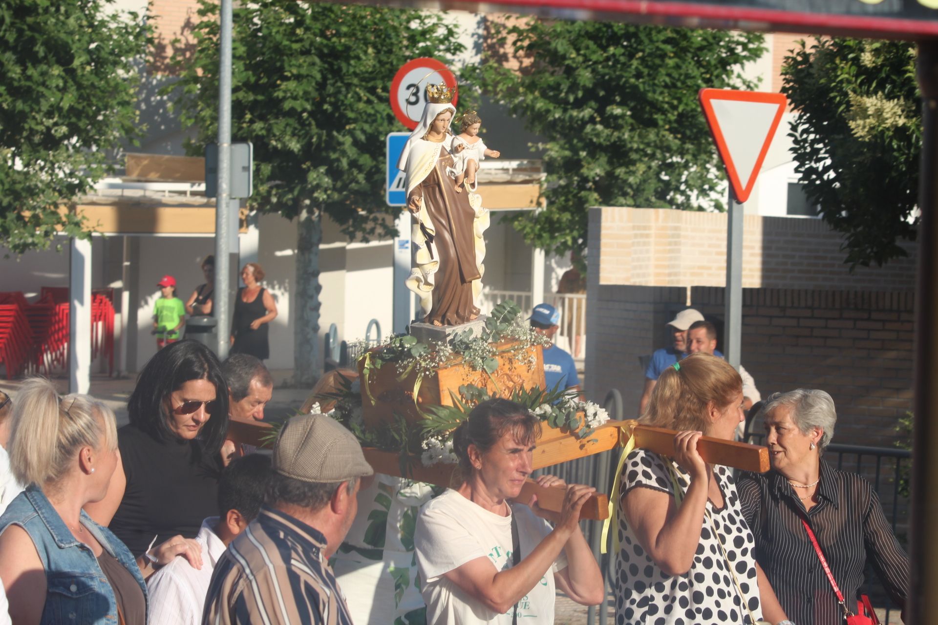 Misa y procesión de la Virgen del Carmen en Santa Marta.