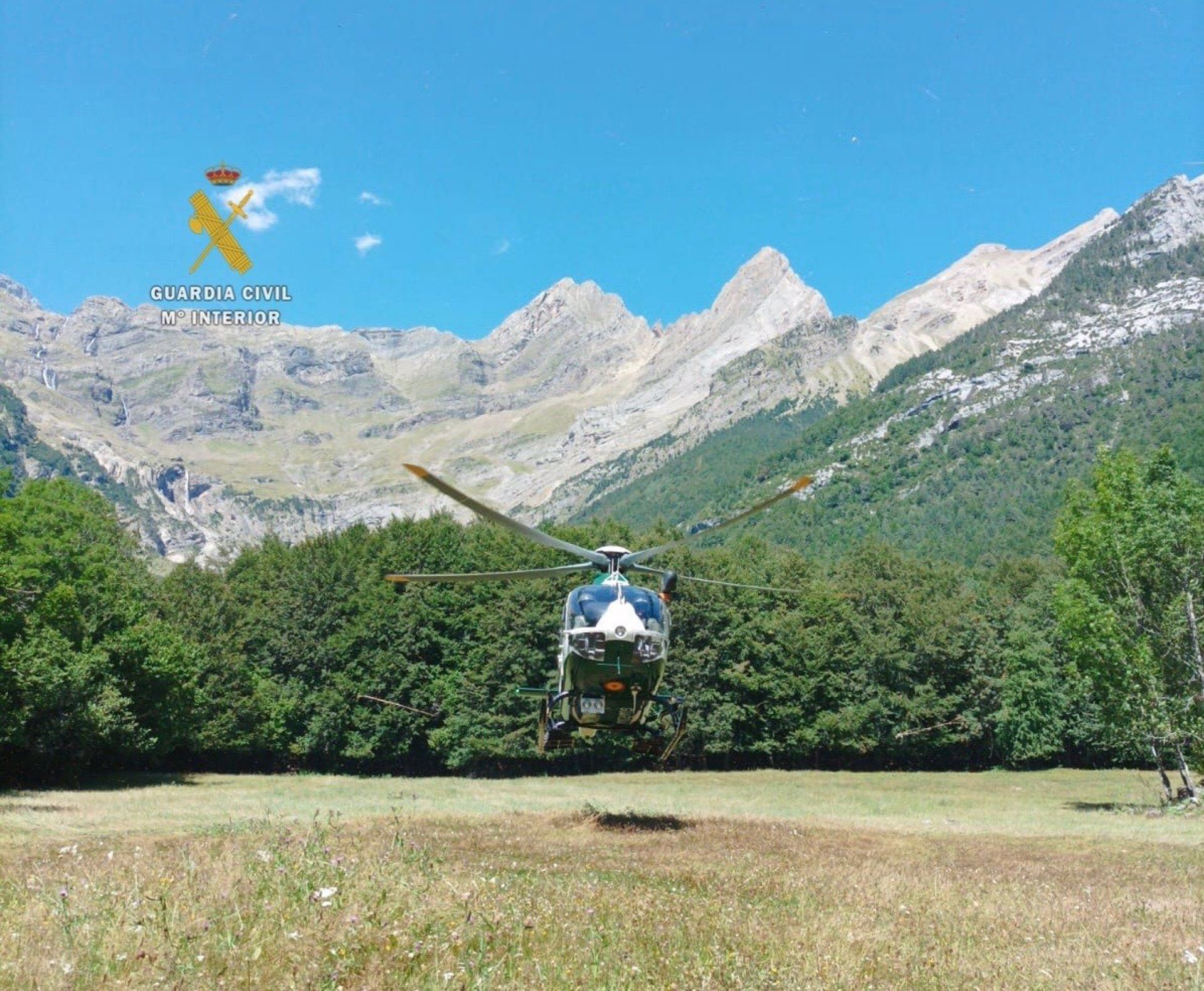 Archivo - Rescate de montaña de la Guardia Civil en el Pirineo oscense. - GUARDIA CIVIL