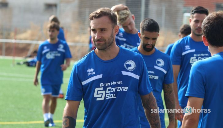 Primer entrenamiento de Gorka Santamaría.