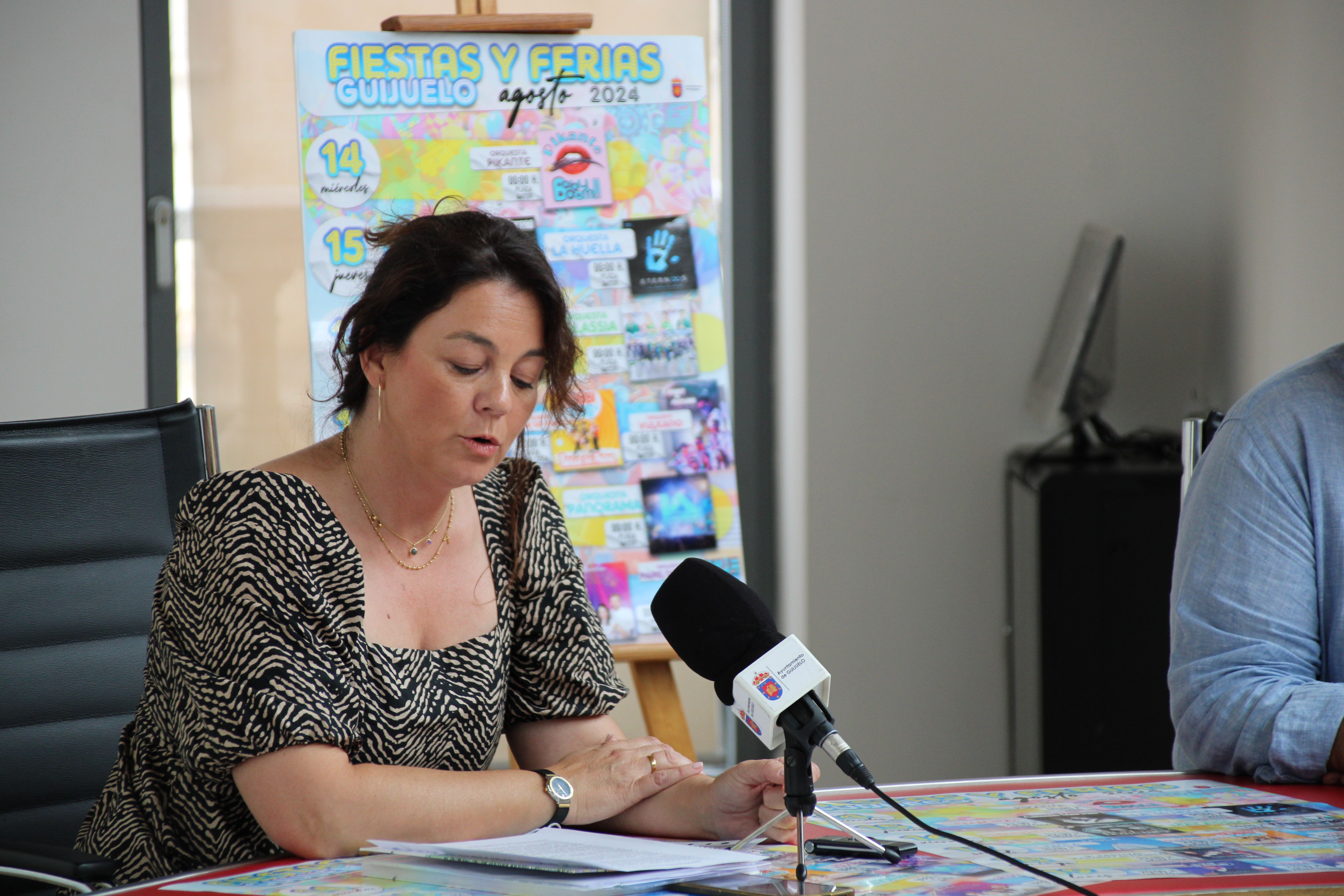 María Jesús Moro en la presentación de las Ferias y Fiestas de Guijuelo (35)