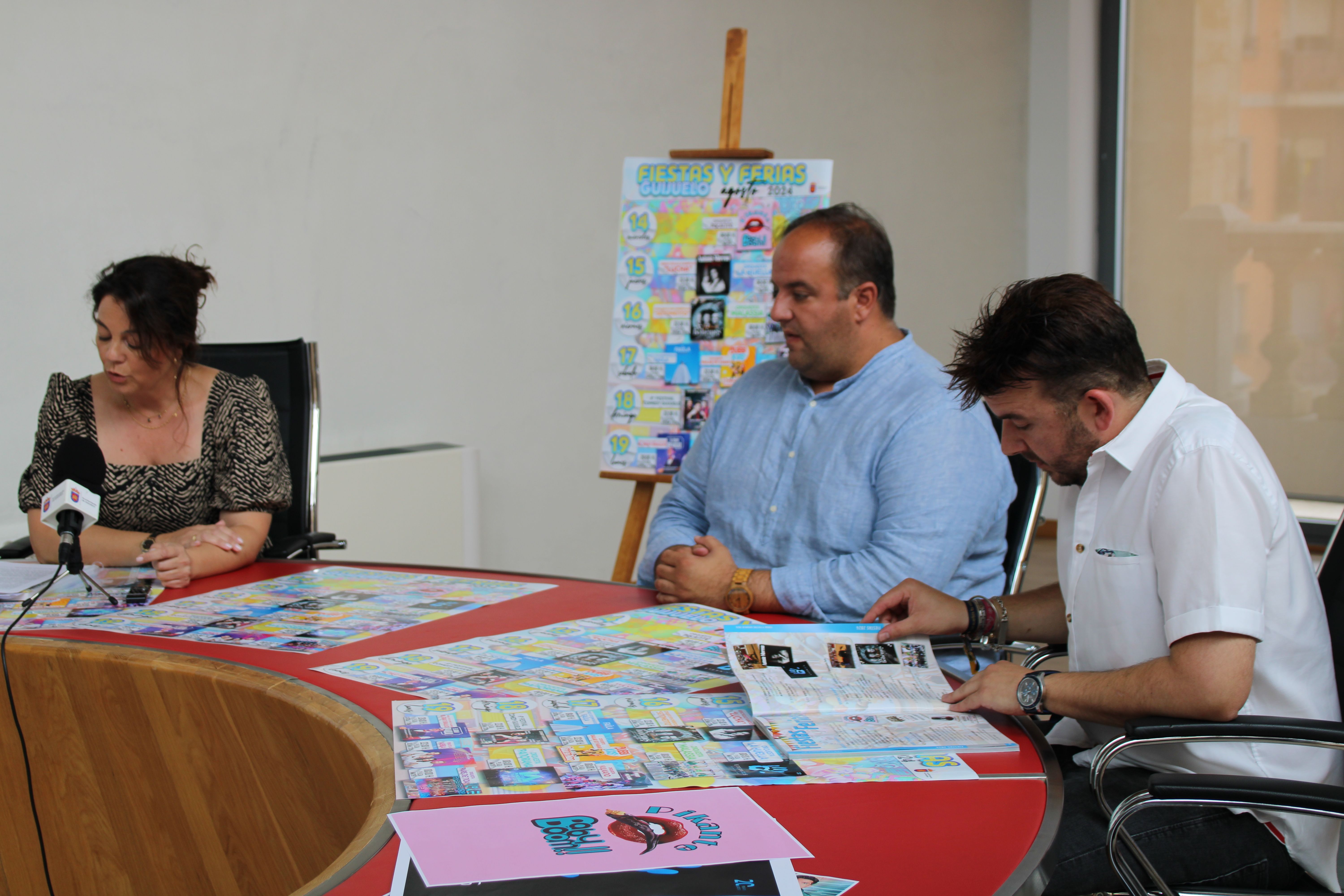 María Jesús Moro, Roberto Martín y Roberto Hernández Garabaya