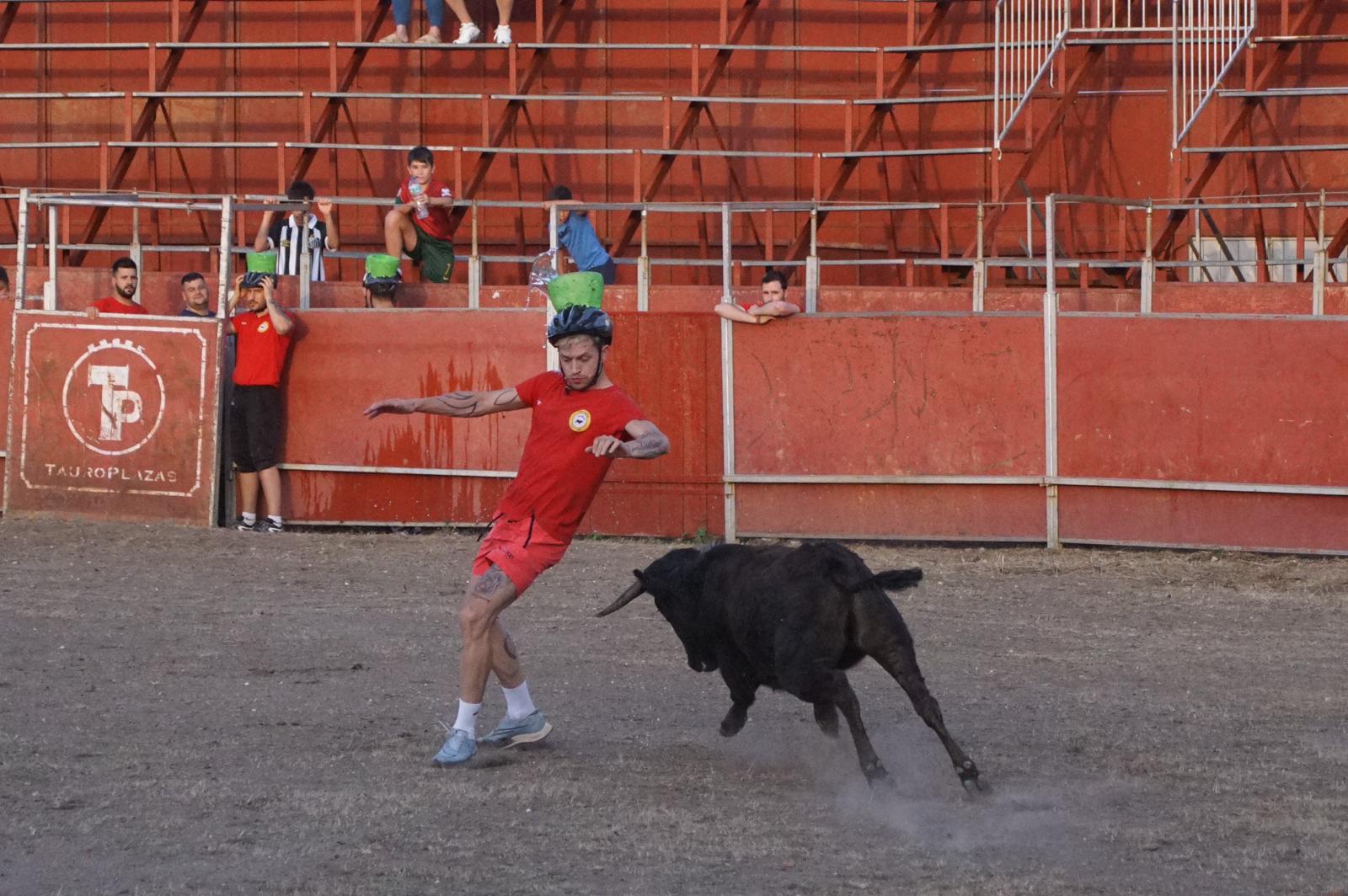 Gran Prix y capea popular en Santa Marta de Tormes. Fotos Juanes (4)