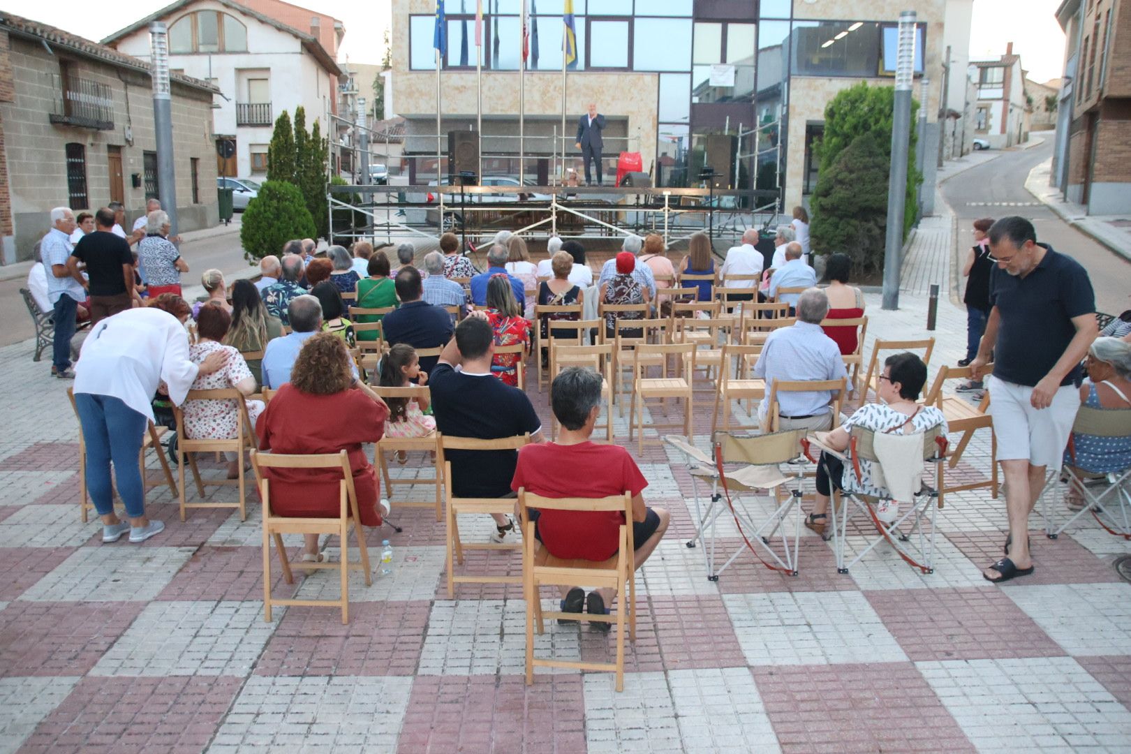 Tradicional merienda en homenaje a nuestros mayores  y Coplas 