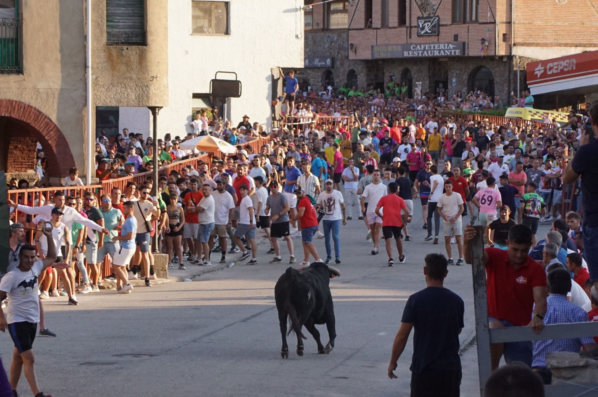 Ledesma disfruta de su primer Toro de Cajón y suelta de vaquilla