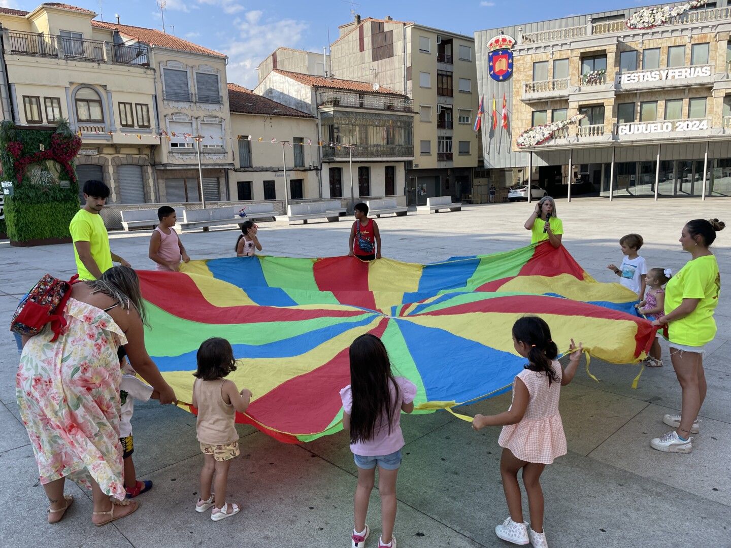 GALERÍA | GALERÍA | Cabezudos, juegos tradicionales y mucha música las ‘Noches de la Pradera’ en Guijuelo. Fotos Ayuntamiento de Guijuelo