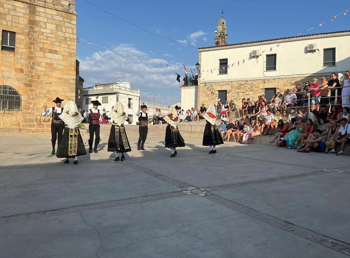  I Festival de Folclore de Saucelle . Fotos Diputación de Salamanca