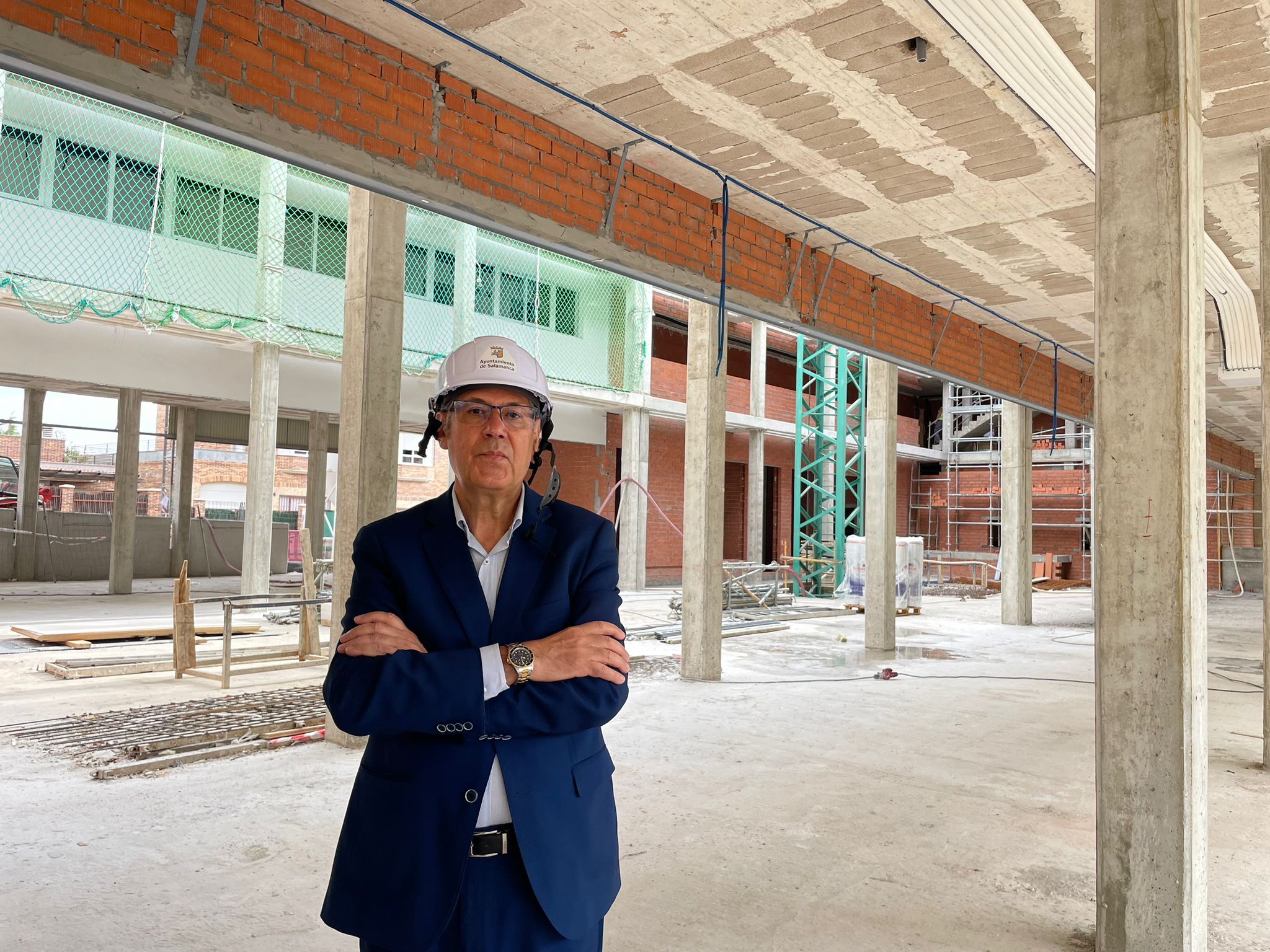 Fernando Carabias, concejal de fomento visita la construcción de 48 viviendas en alquiler, trasteros y plazas de garaje van a estar a disposición de personas mayores o con movilidad reducida en 2025 en el barrio Capuchinos