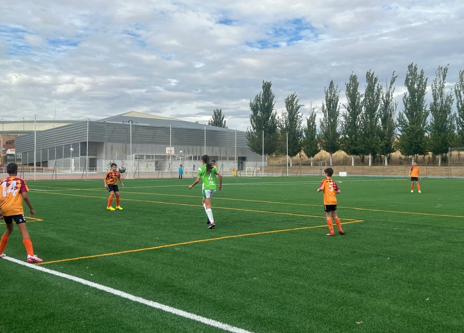  Partido para inagurar el nuevo cesped del campo municipal de Carbajosa entre el CD Carbajosa y Sporting Carbajosa (10)