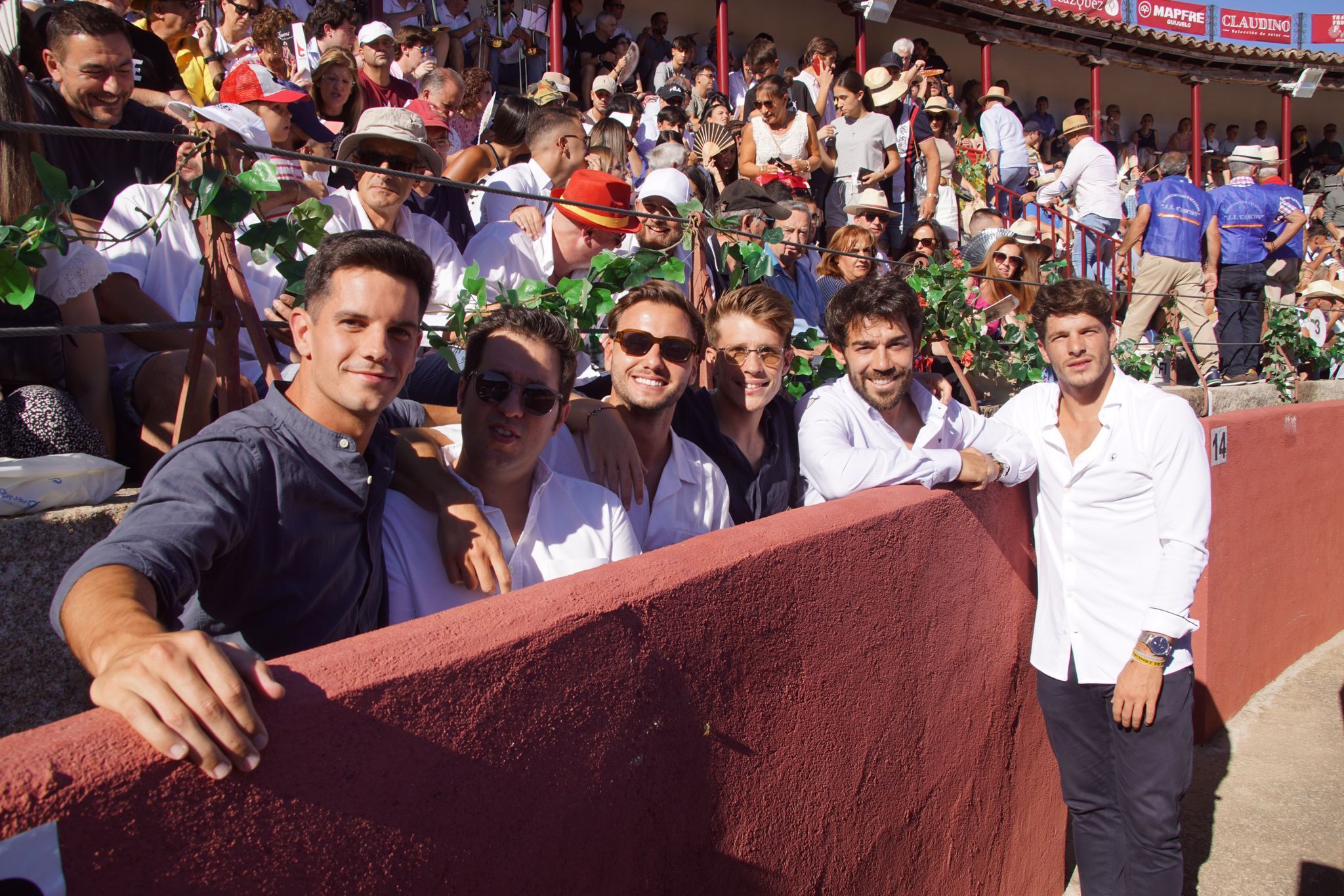 Corrida de Toros en Guijuelo para El Fandi, Manzanares y Diosleguarde (10)