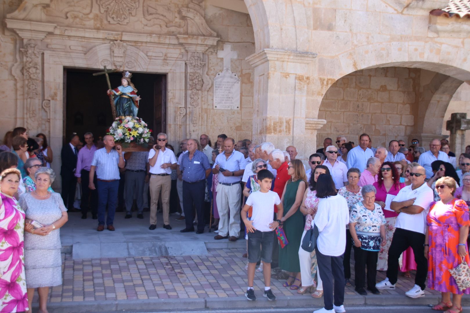 Calzada de Valdunciel, misa y procesión en honor a la patrona Santa Elena