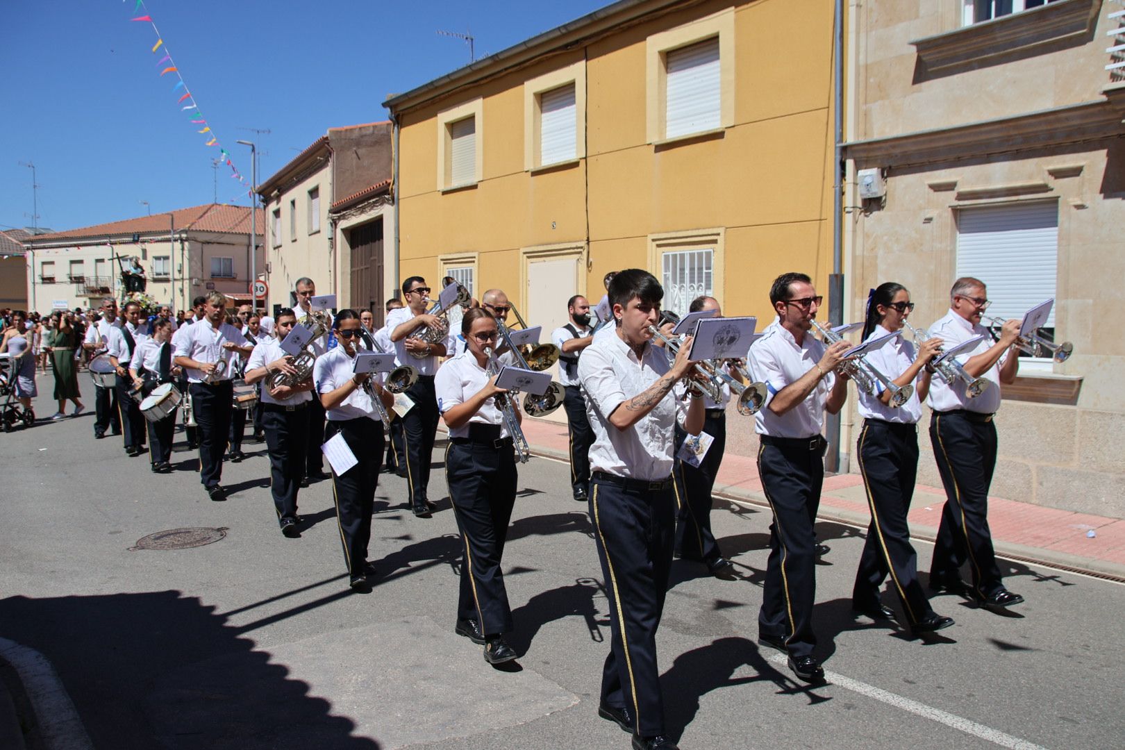 Calzada de Valdunciel, misa y procesión en honor a la patrona Santa Elena