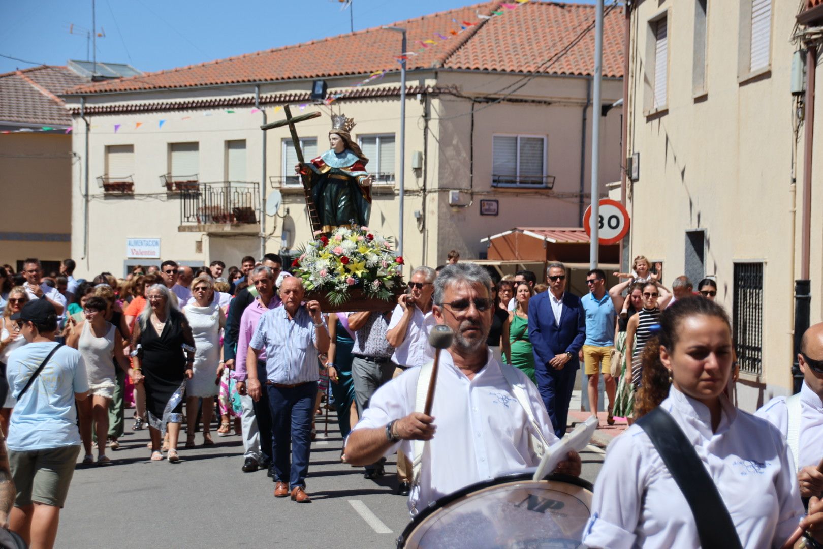 Calzada de Valdunciel, misa y procesión en honor a la patrona Santa Elena